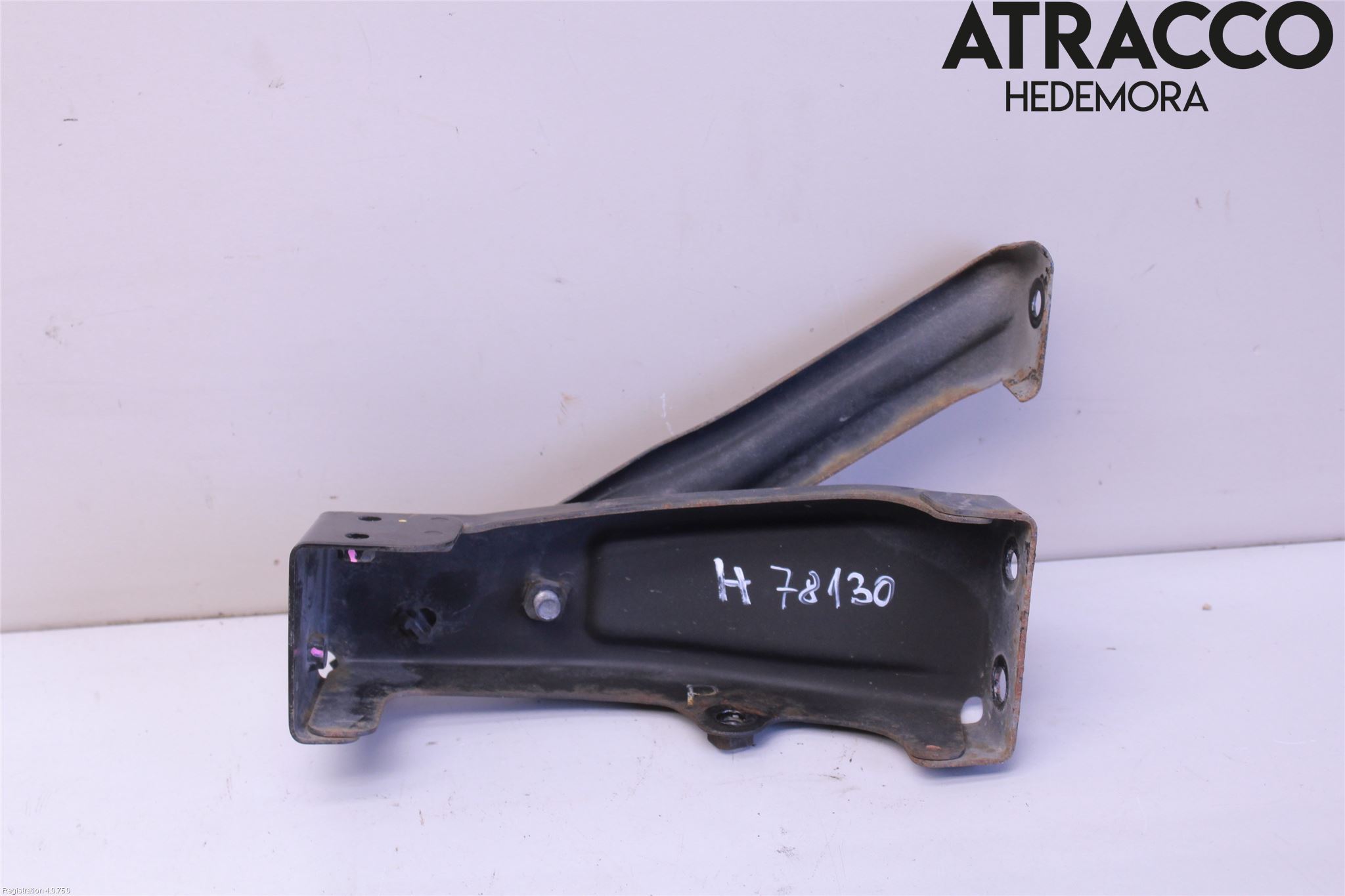 Fiat FULLBACK 16-19 Kylarfäste-Ram-Balk