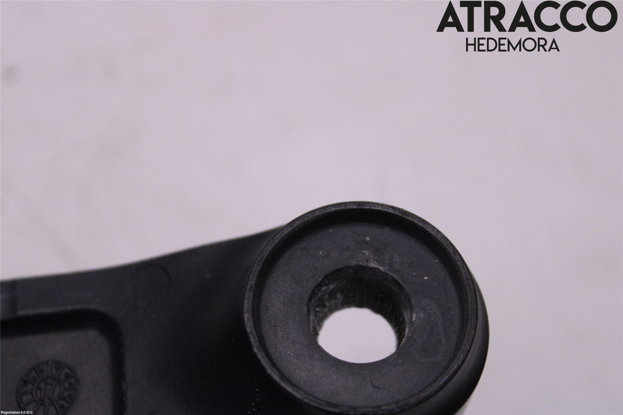 Fiat TIPO/CROSS 16- Torkararm Armar Vindruta