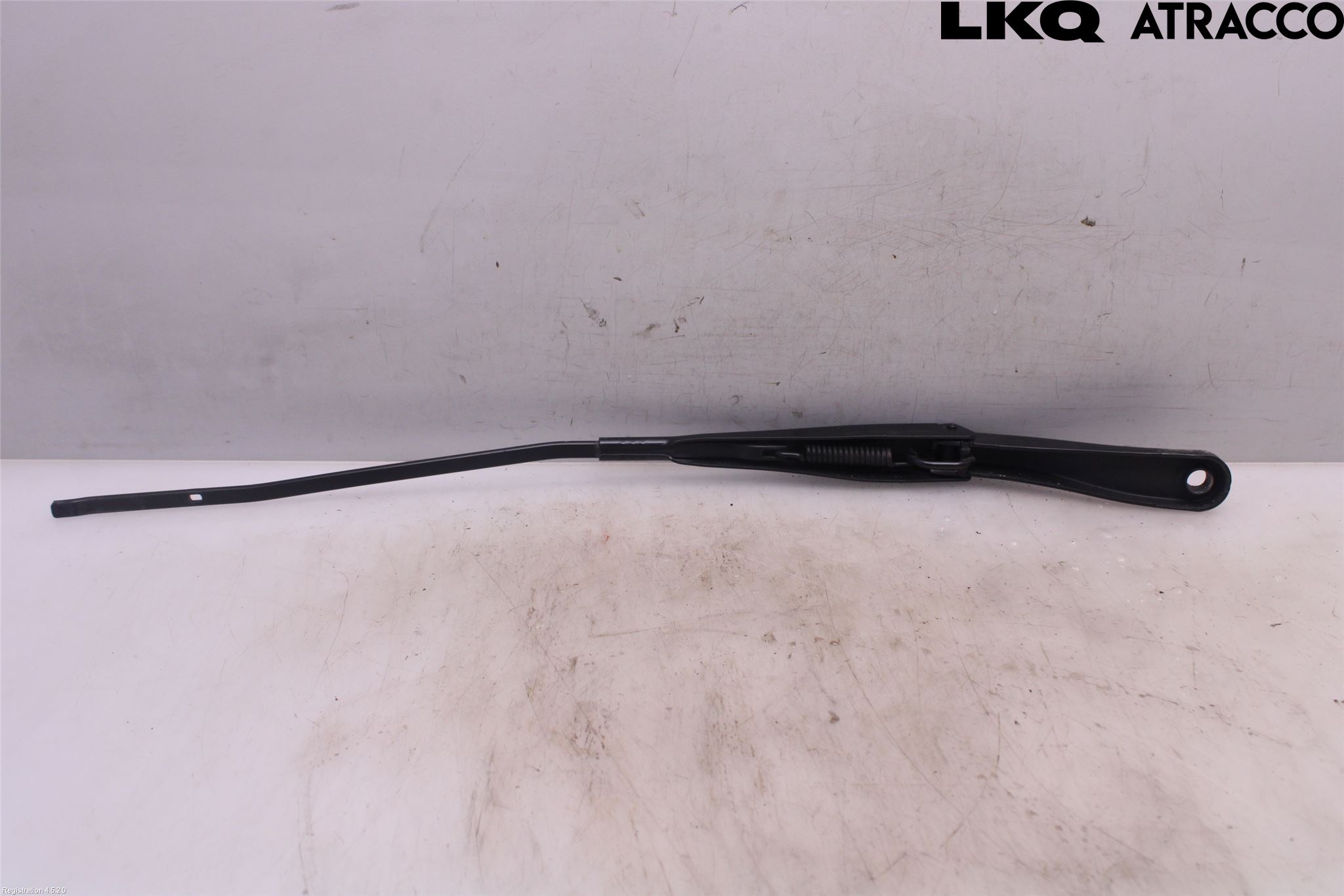 Dacia DUSTER 18-24 Torkararm Armar Vindruta