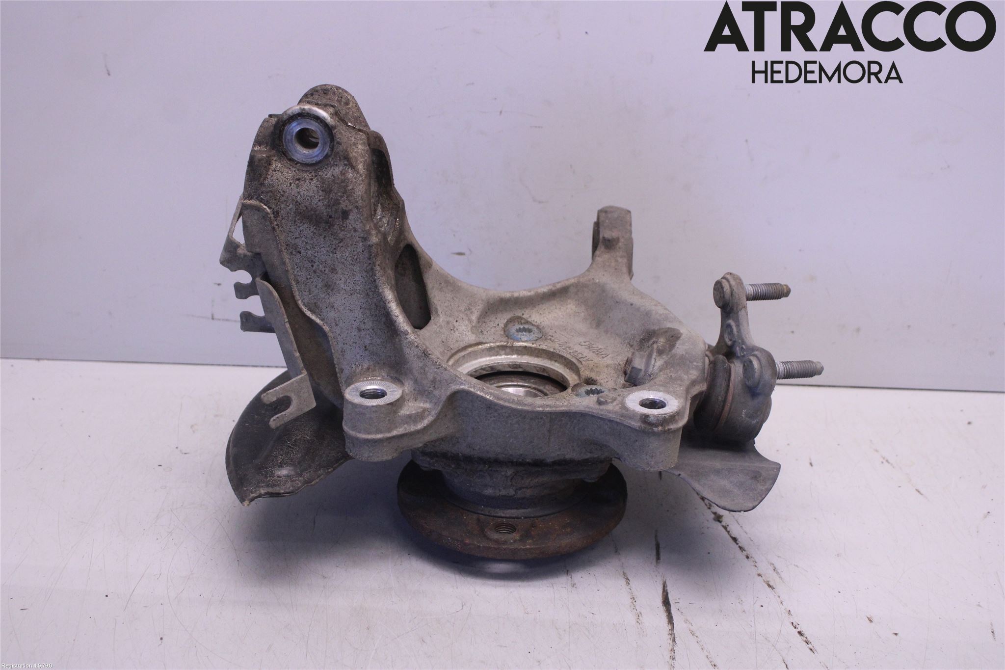 Volkswagen VW TIGUAN 16-24 Styrspindel Lagerhus Hö