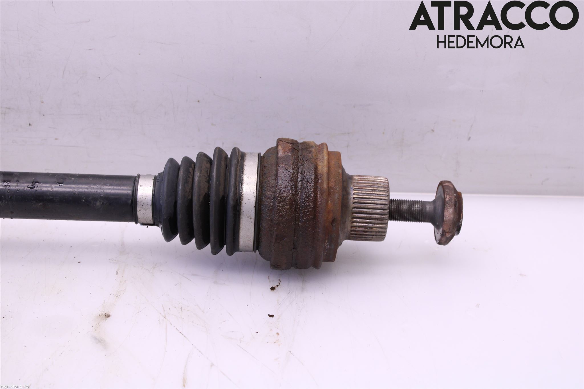 Audi A4 12-15 Drivaxel Bak Höger