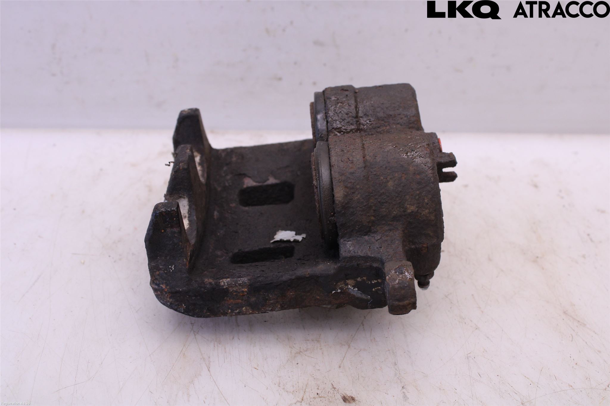 Subaru OUTBACK 15-20 Bromsok Fram Vänster