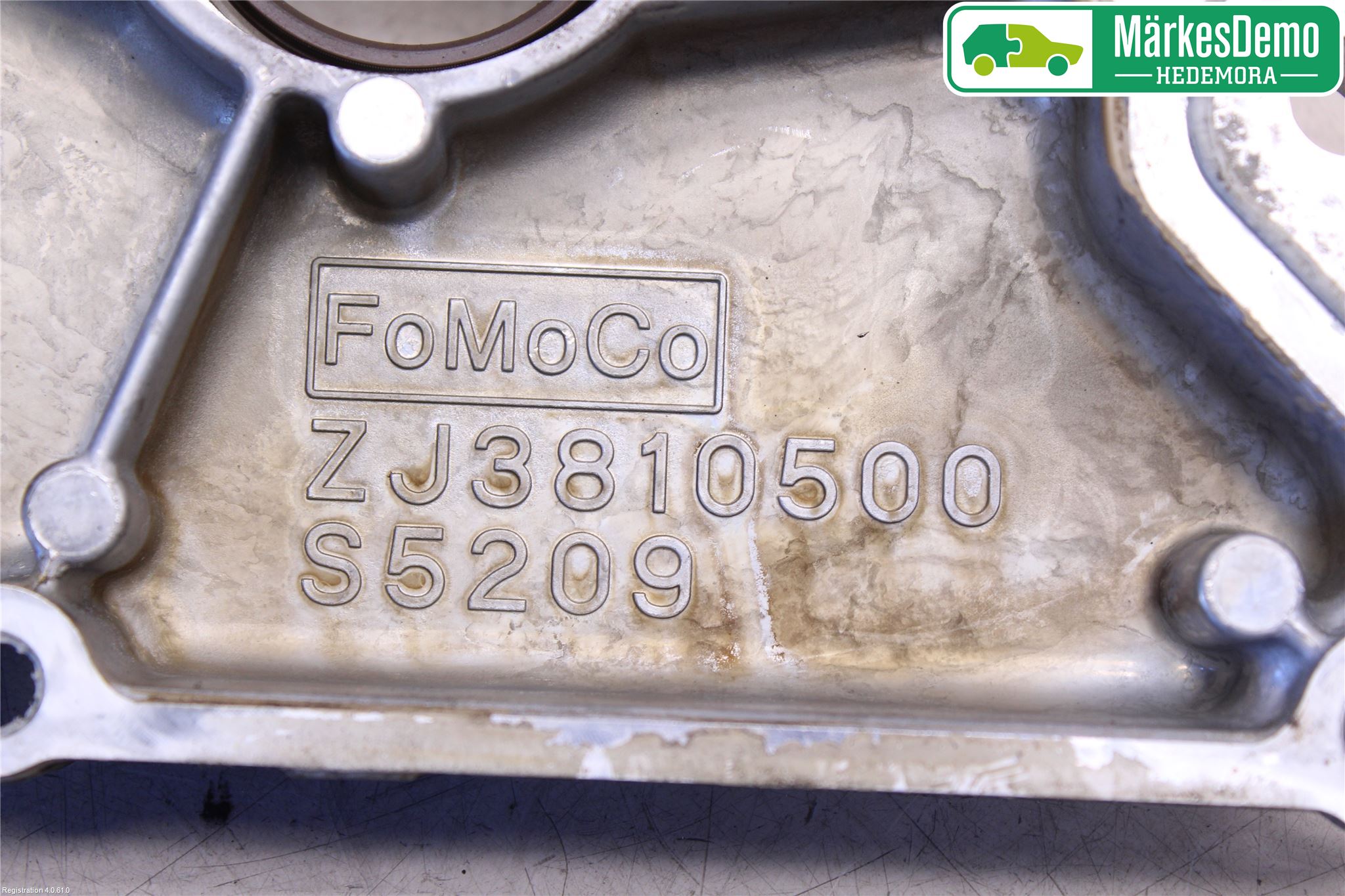 Mazda 2 (DE) 08-15 Kamrem-Transmissionskåpa