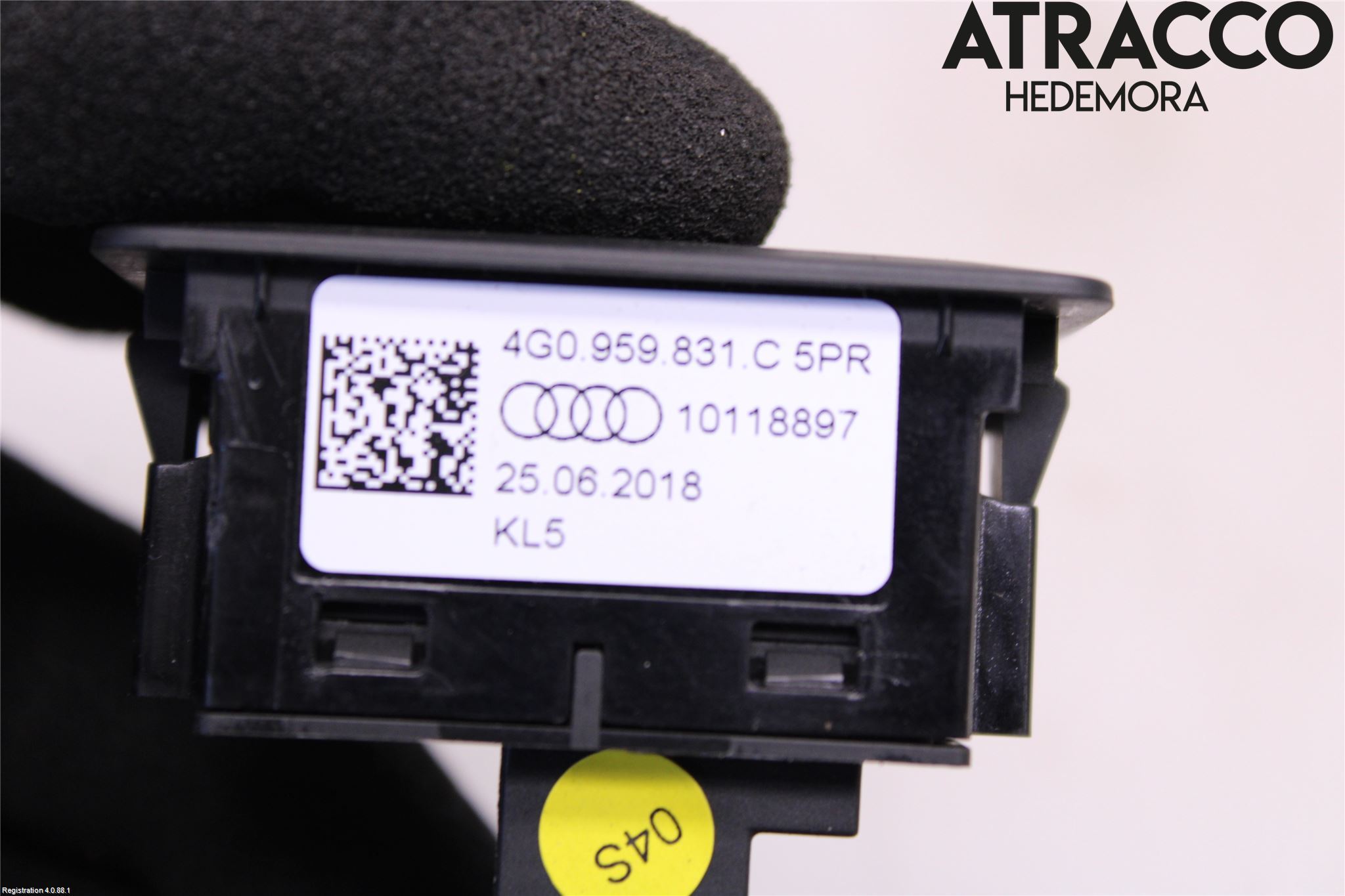 Audi A6 F2/C8 19- Strömställare Baklucka