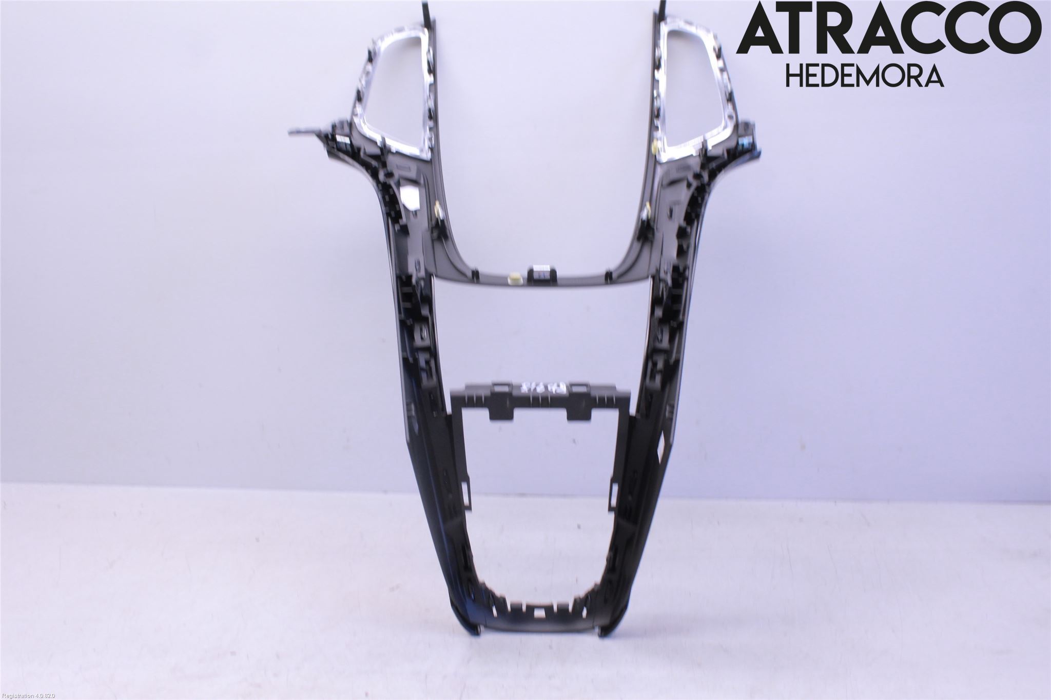 Opel CASCADA 13-19 Instrumentkonsoll Mitt