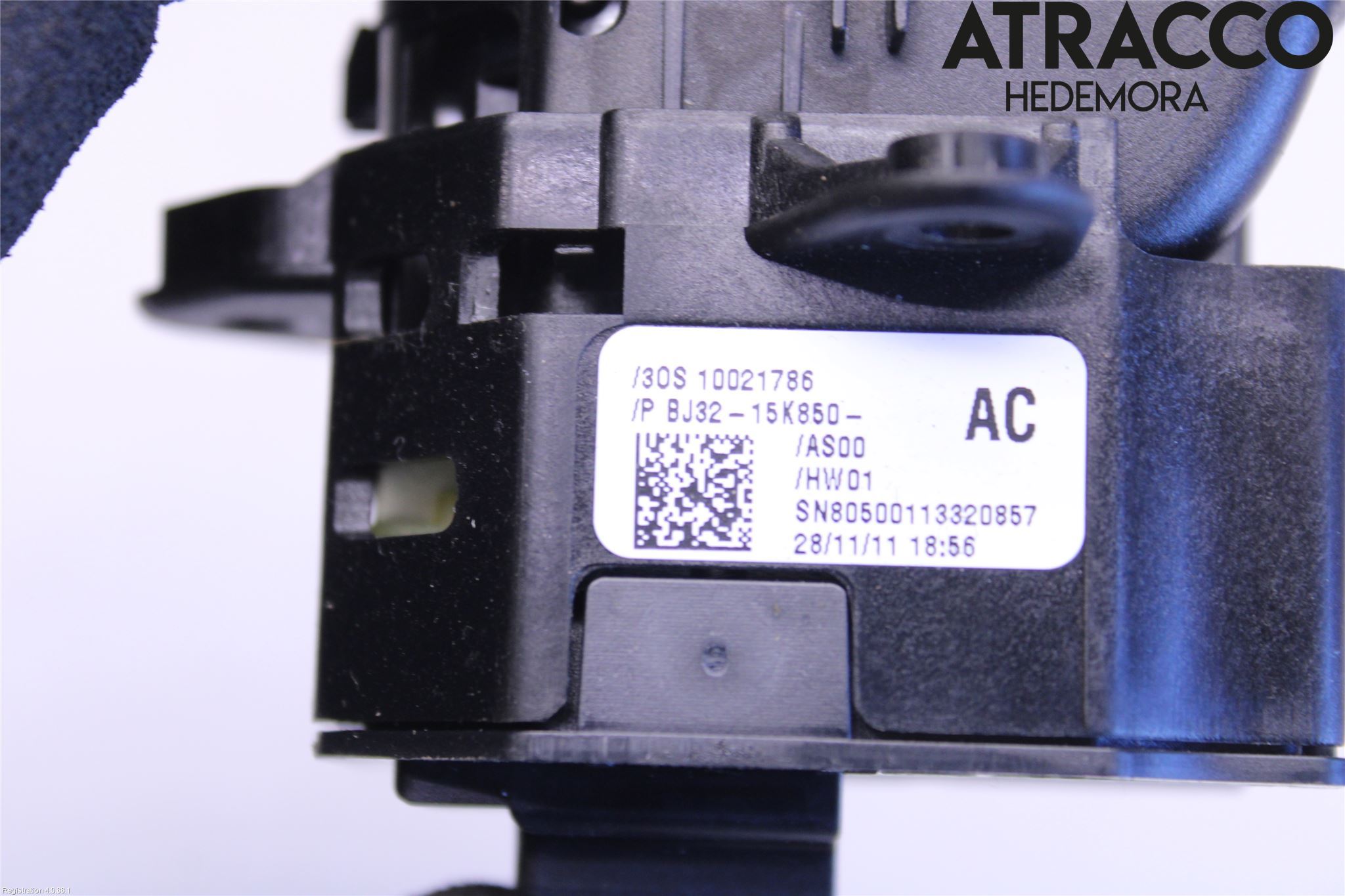 Landrover LAND ROVER RANGE ROVER EVOQUE (L538) 11-18 Strömställare Parkeringsbroms