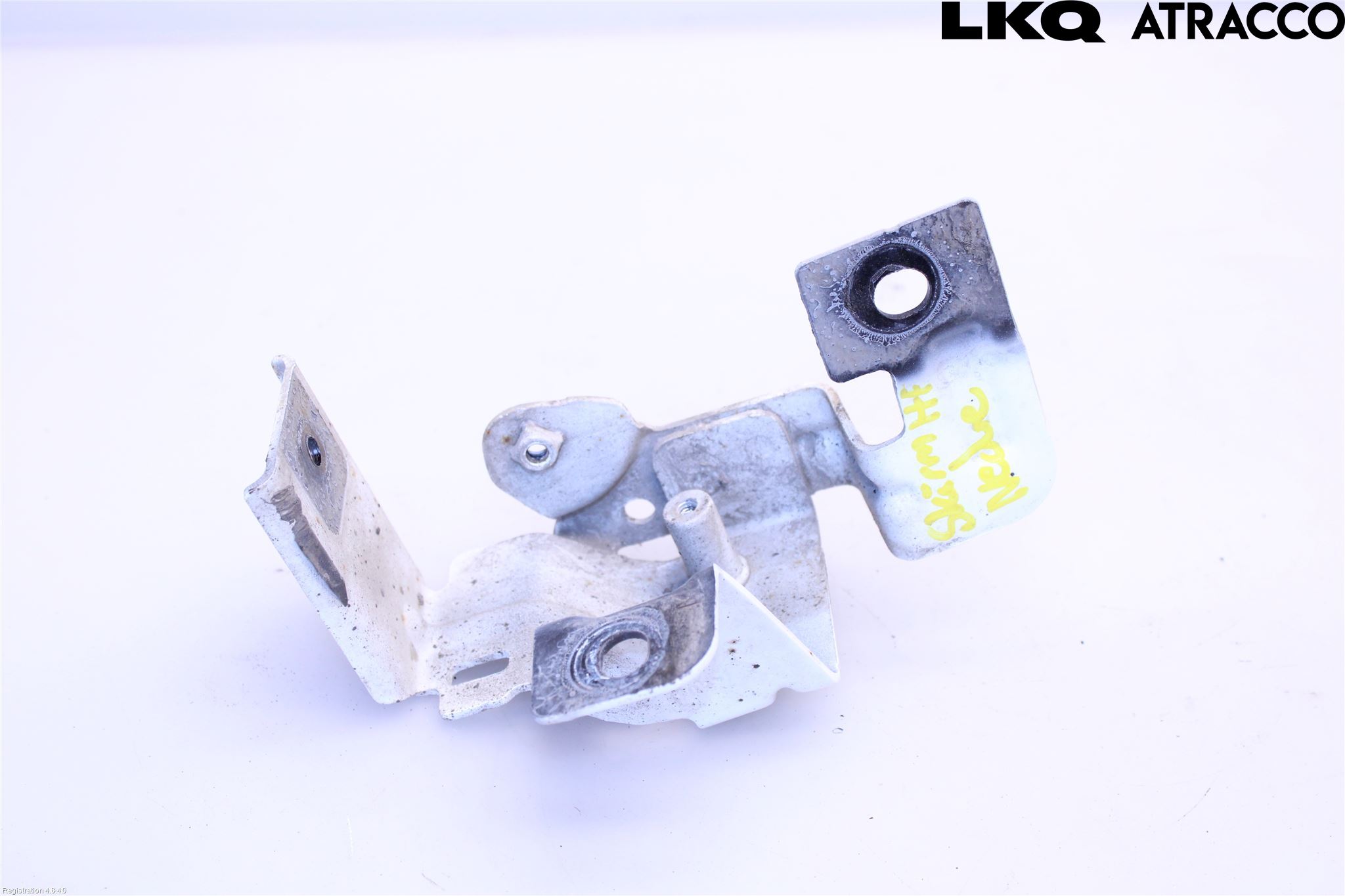 Jaguar E-PACE 17- Skärmfäste Fram Hö