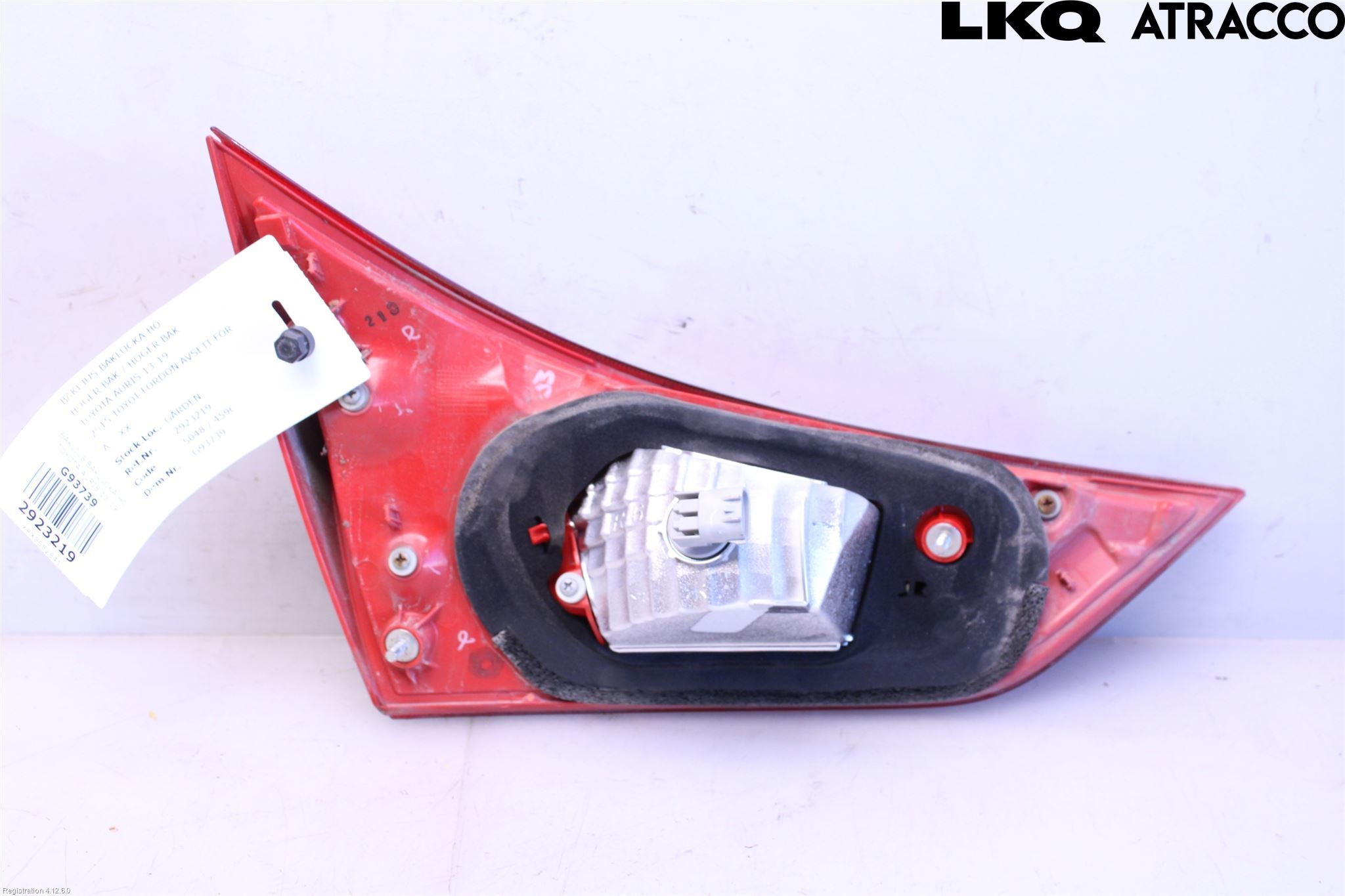 Toyota AURIS 13-19 Bakljus Lucka Hö