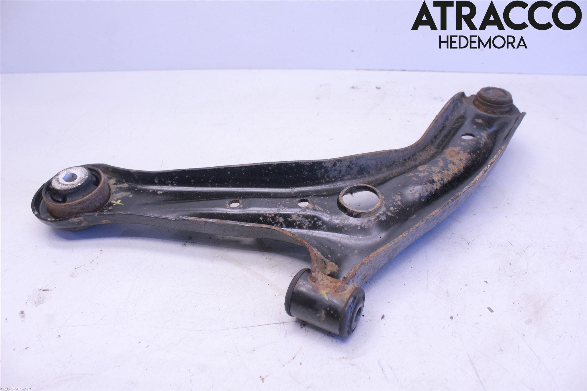 Ford FIESTA 09-12 Bärarm Fram Undre Hö