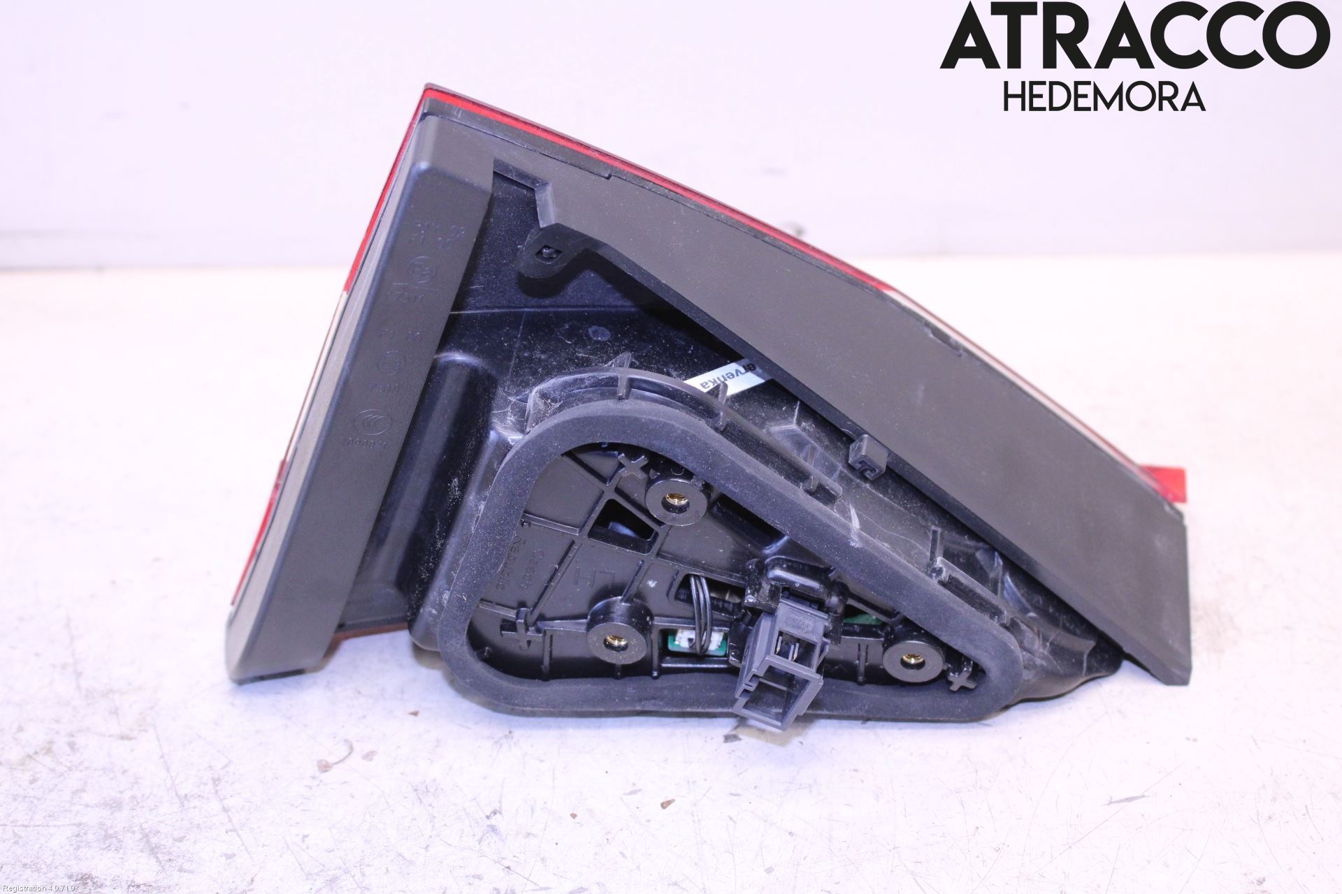 Skoda SUPERB 16-24 Bakljus Lucka Vä