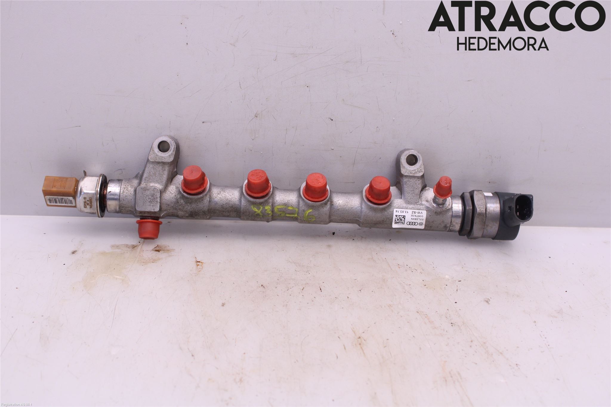 Volkswagen VW PASSAT 11-14 Inj. Fuelrail