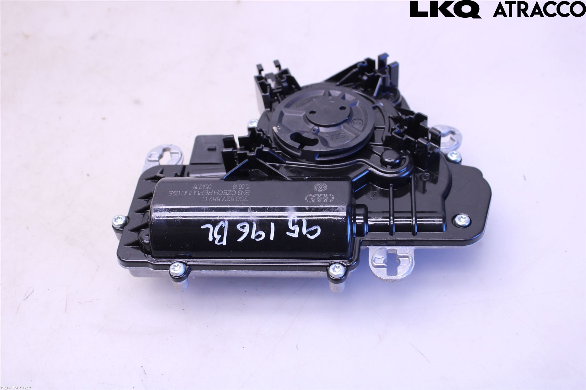 Volkswagen VW TIGUAN 16-24 Bakluckeöppnare Automatisk