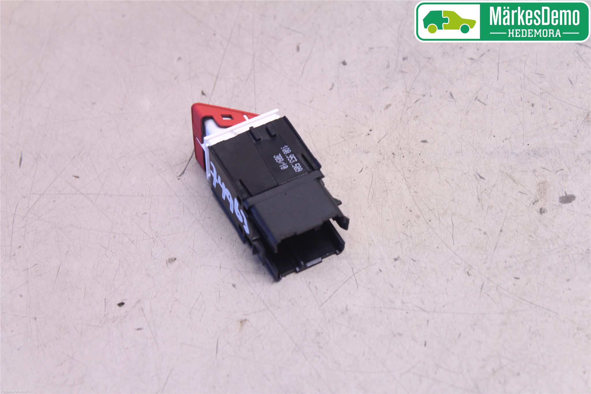 Volkswagen VW SCIROCCO 09-17 Strömställare Varnings