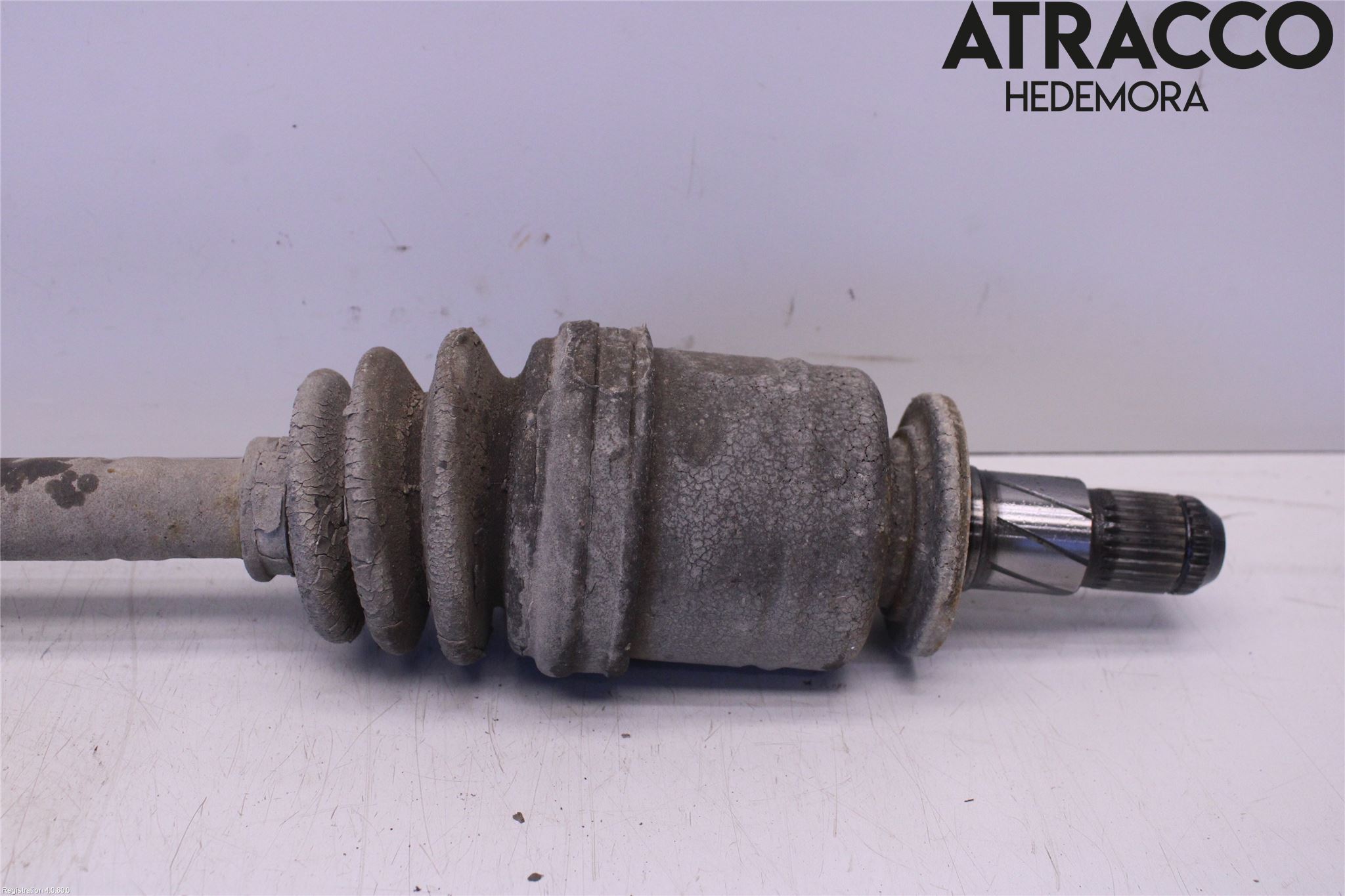 Subaru IMPREZA II  01-02 Drivaxel Bak Höger