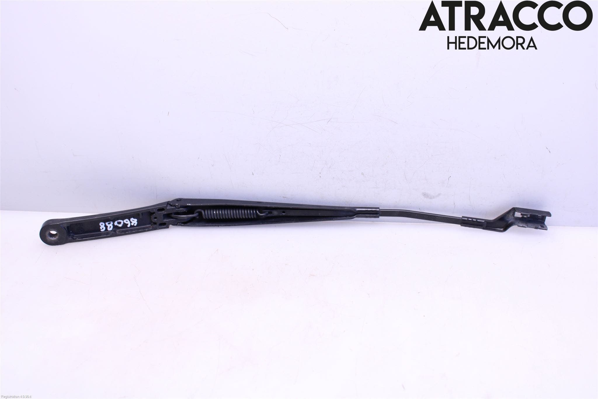 Volkswagen VW GOLF / E-GOLF VII 13-20 Torkararm Armar Vindruta