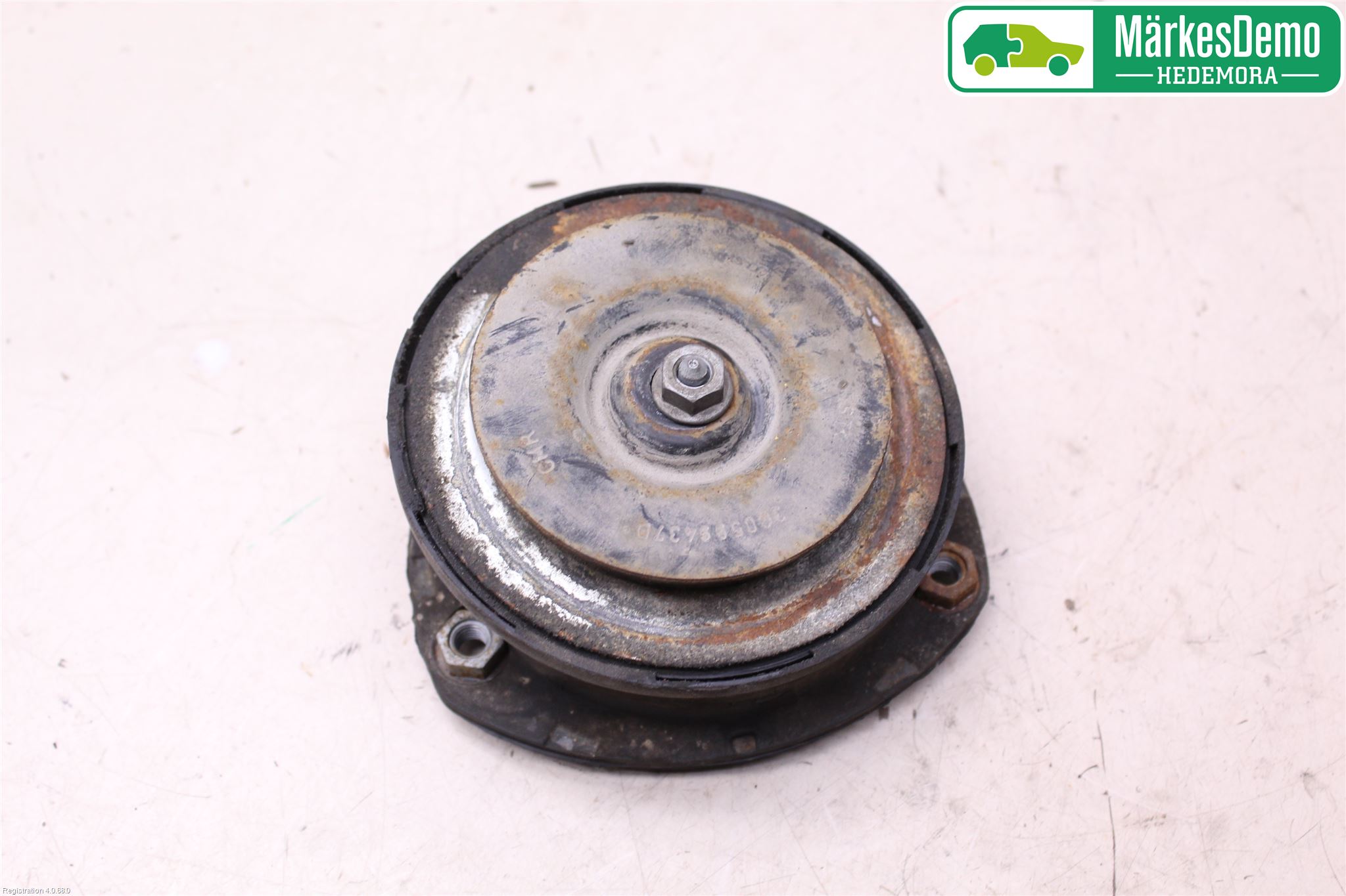 Volkswagen VW GOLF / E-GOLF VII 13-20 Fjäderbenslager Fram