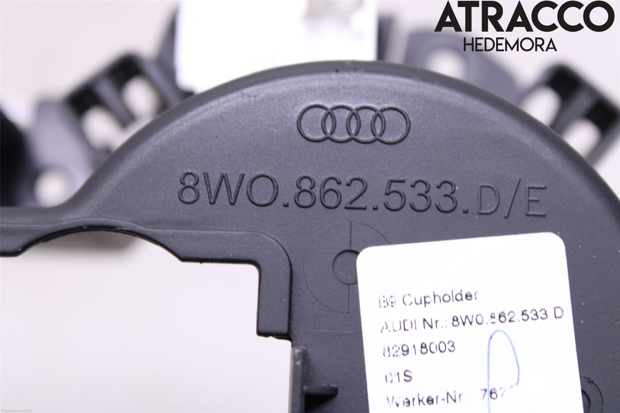 Audi A4/S4 B9 20- Mugghållare