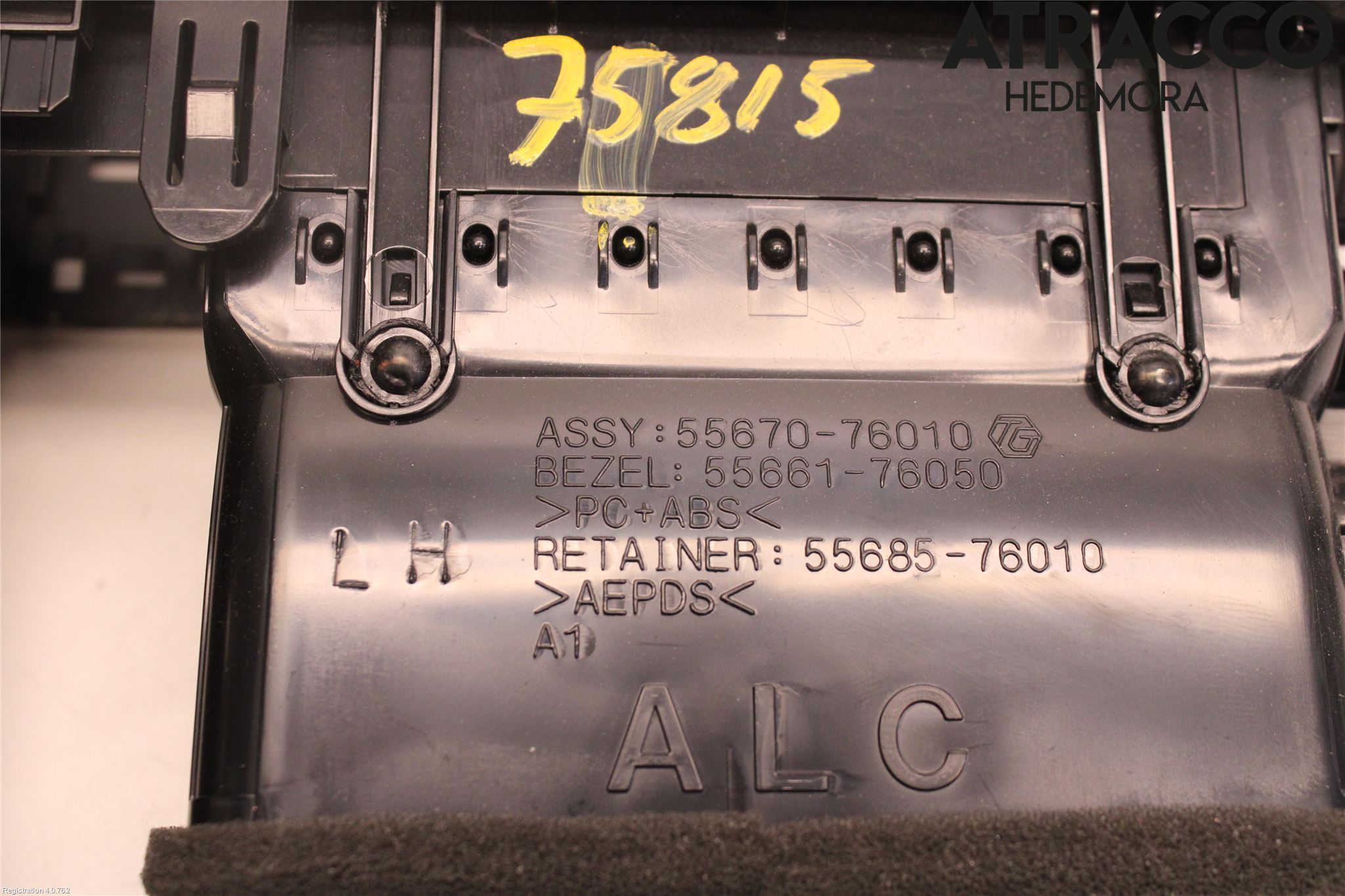 Lexus CT 200h Defrosterkanal-Munstycke