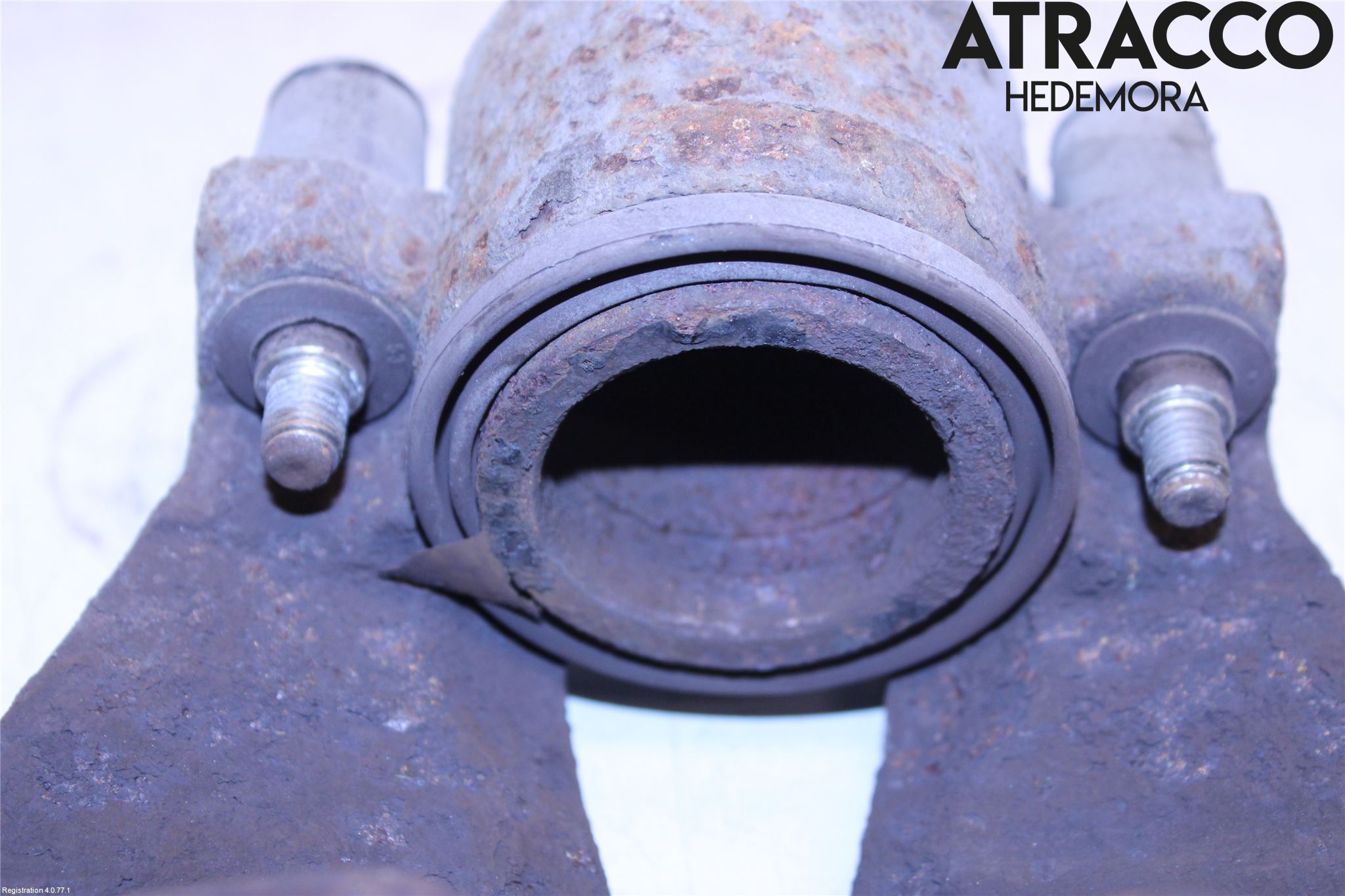 Saab 9-5     06-10 Bromsok Fram Höger