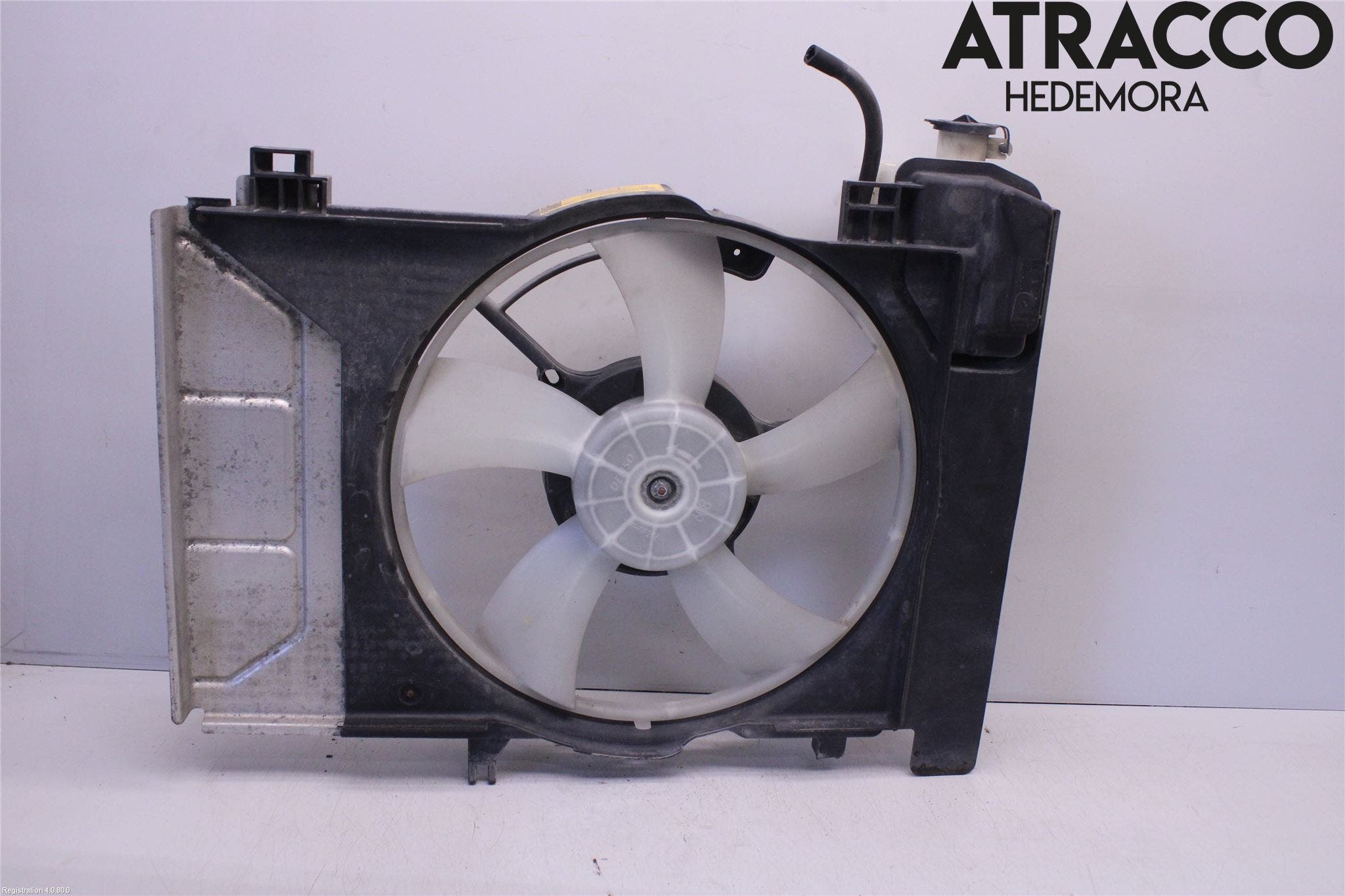 Toyota YARIS XP130 12-14 Kylfläkt El