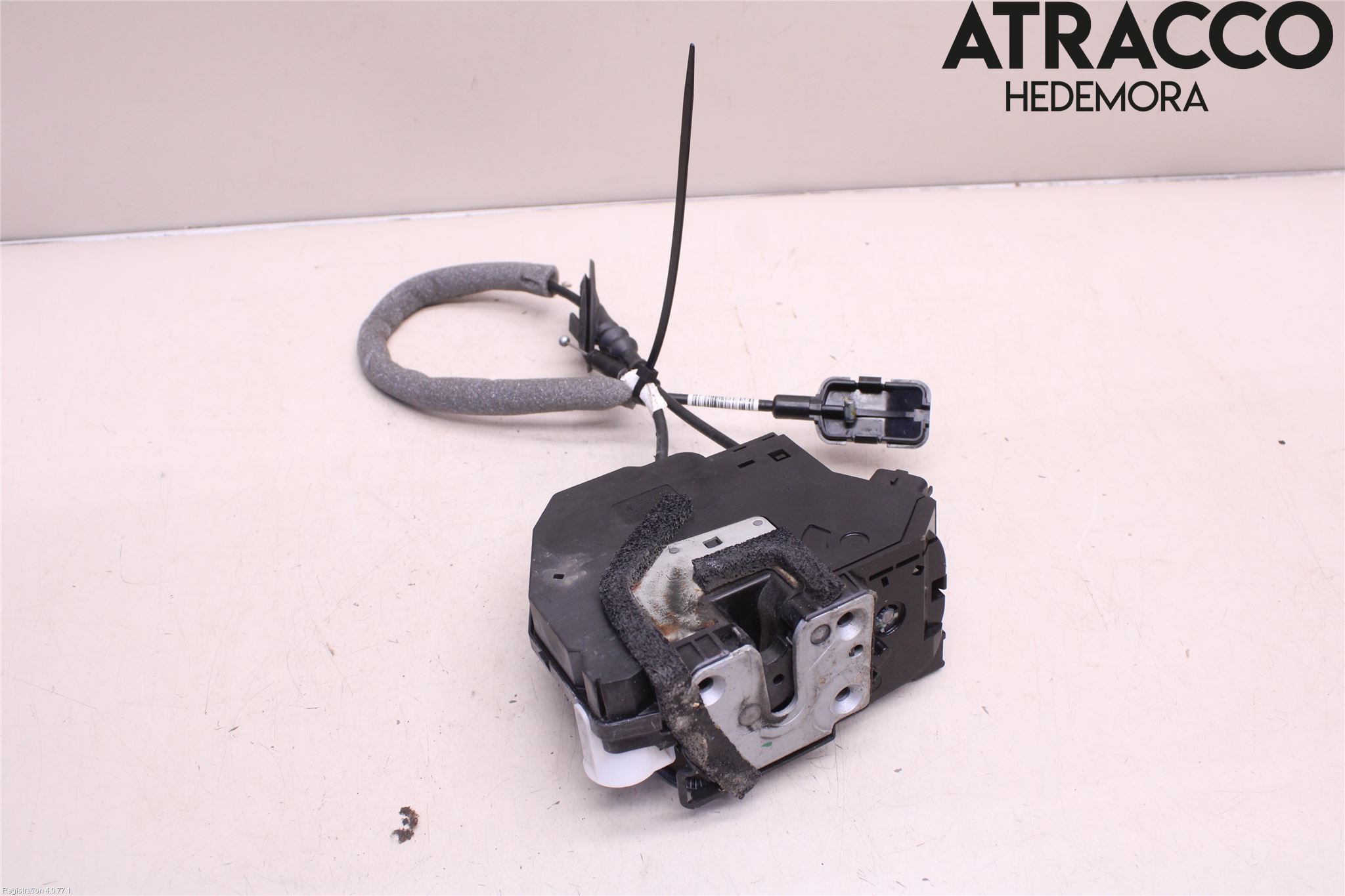 Renault CLIO IV 12-16 Låskista-Dörrlås