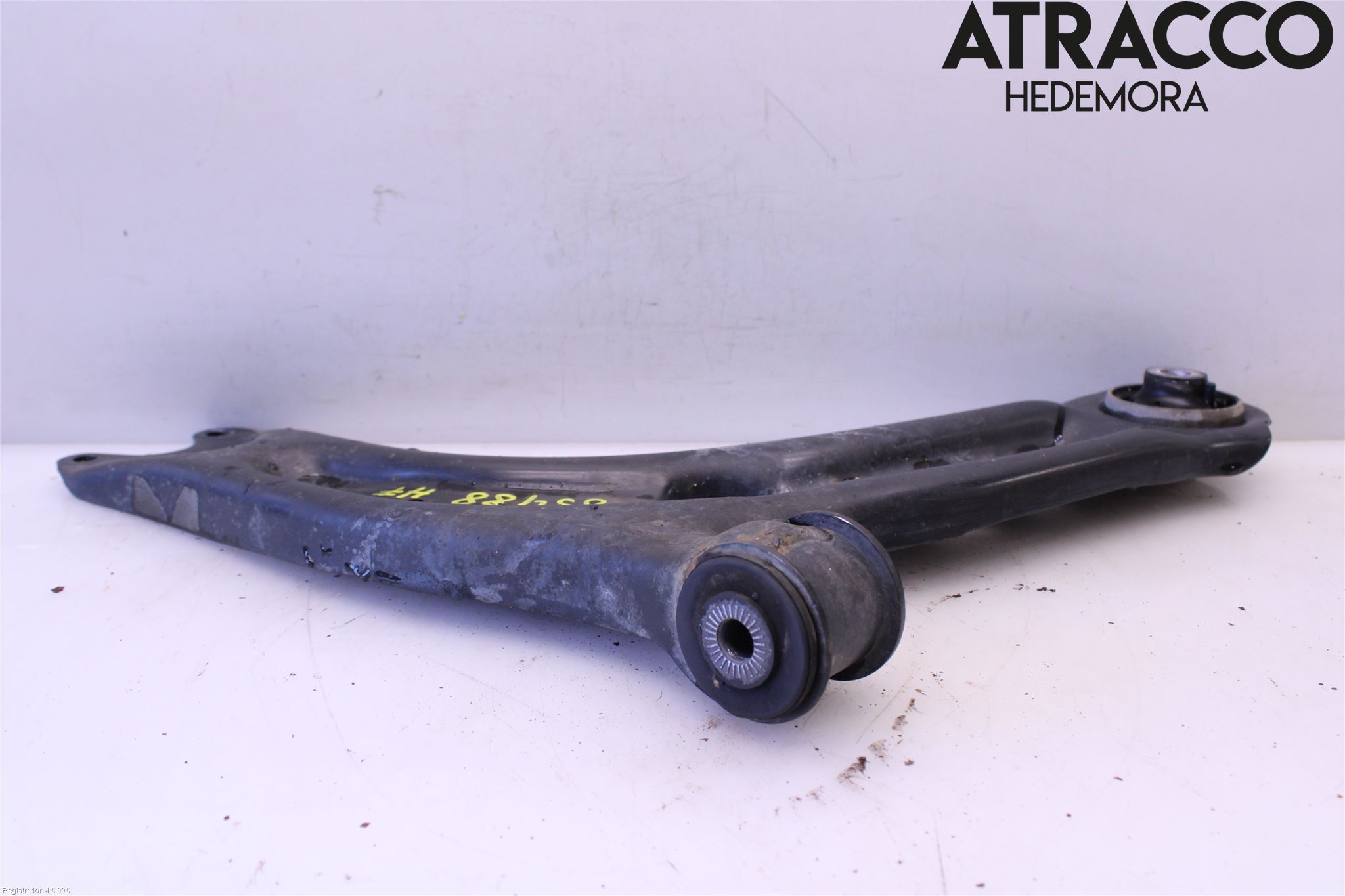 Volkswagen VW PASSAT 15-19 Bärarm Fram Undre Hö