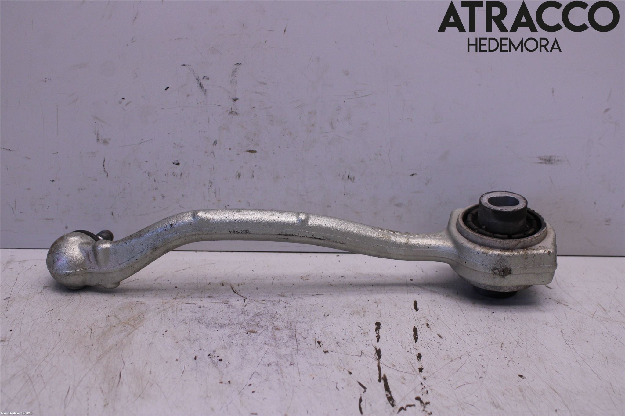Mercedes-Benz MB C (203) 00-07 Bärarm Fram Undre Hö