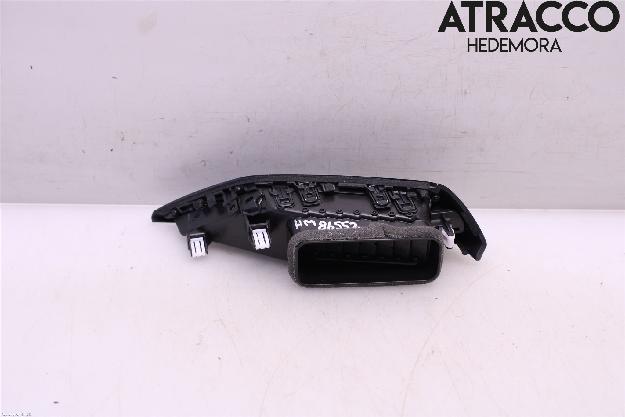 Subaru IMPREZA V 18- Defrosterkanal-Munstycke