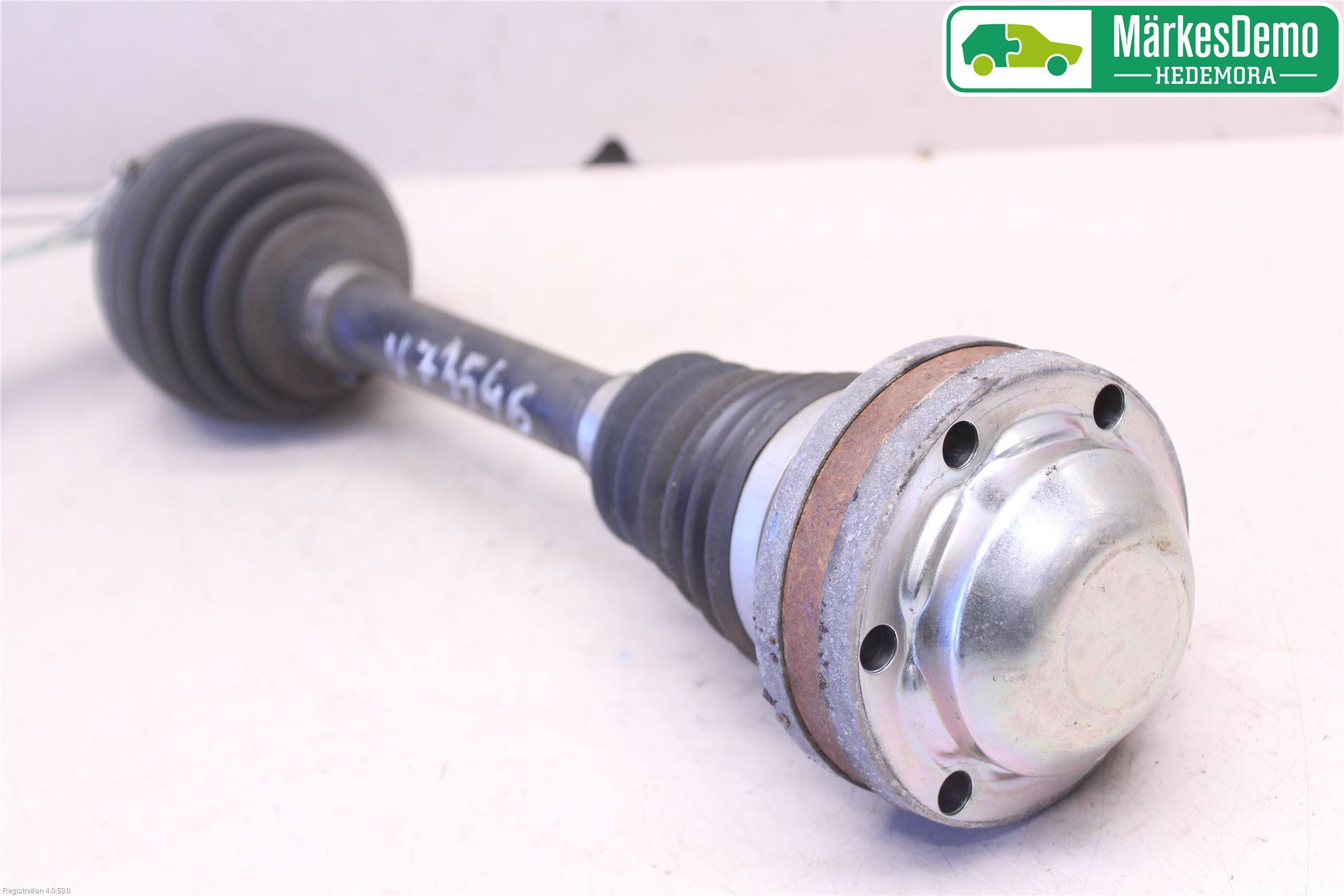 Audi A3/S3 8V 13-20 Drivaxel Fram Vänster