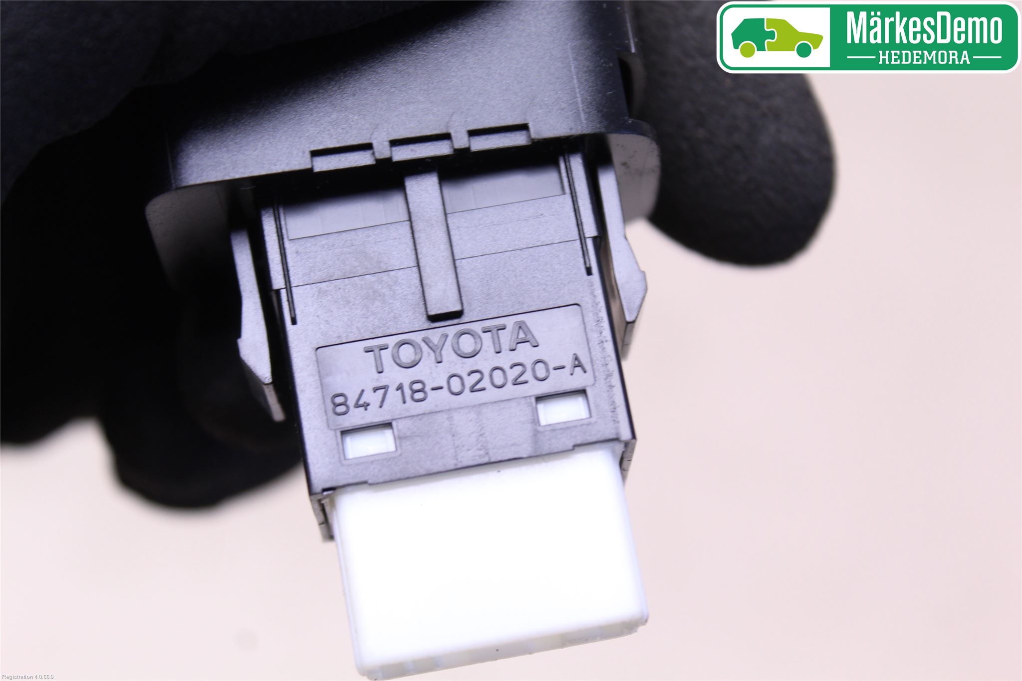 Toyota AURIS 13-19 Strömställare Parkeringsbroms