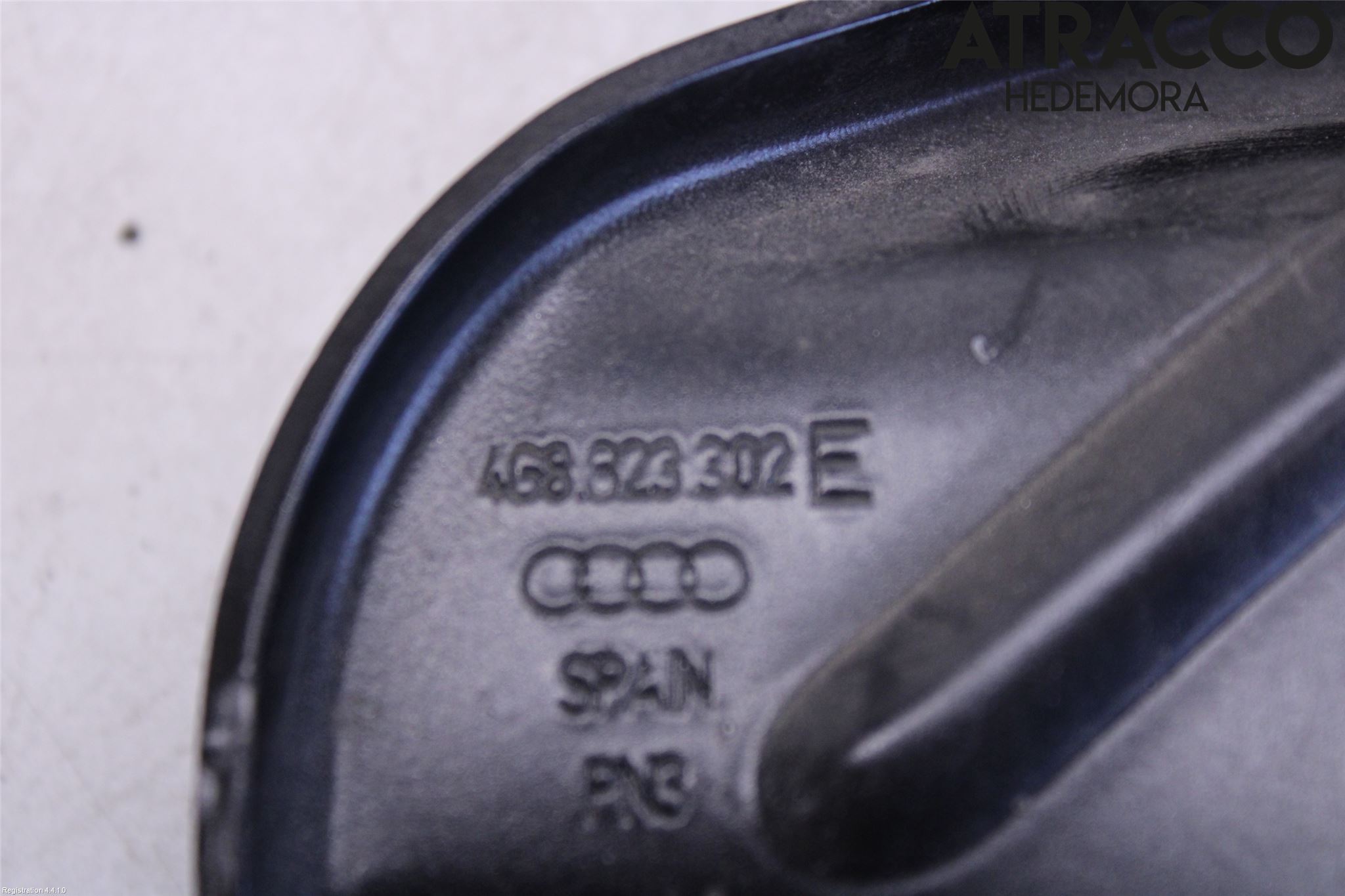 Audi A6/S6 4G 11-18 Huvgångjärn