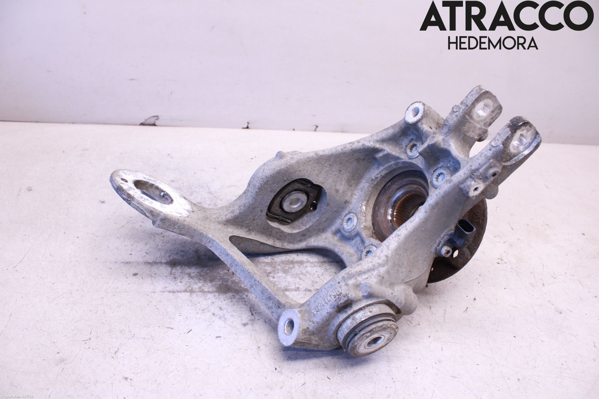 Audi A4 ALLROAD 09-16 Hjullagerhus-Spindel Hö B