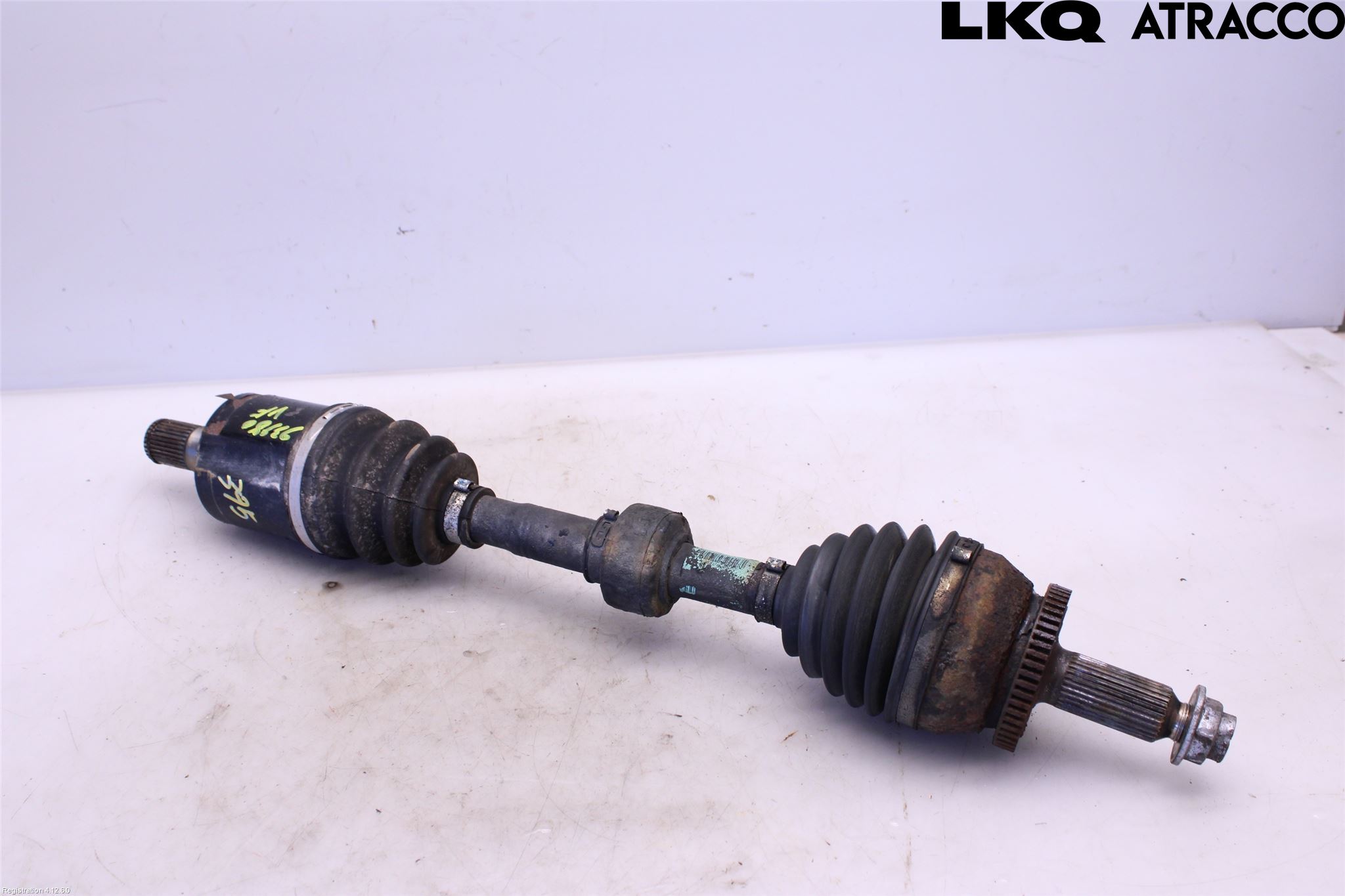 Hyundai SANTA FE 13-18 Drivaxel Fram Vänster