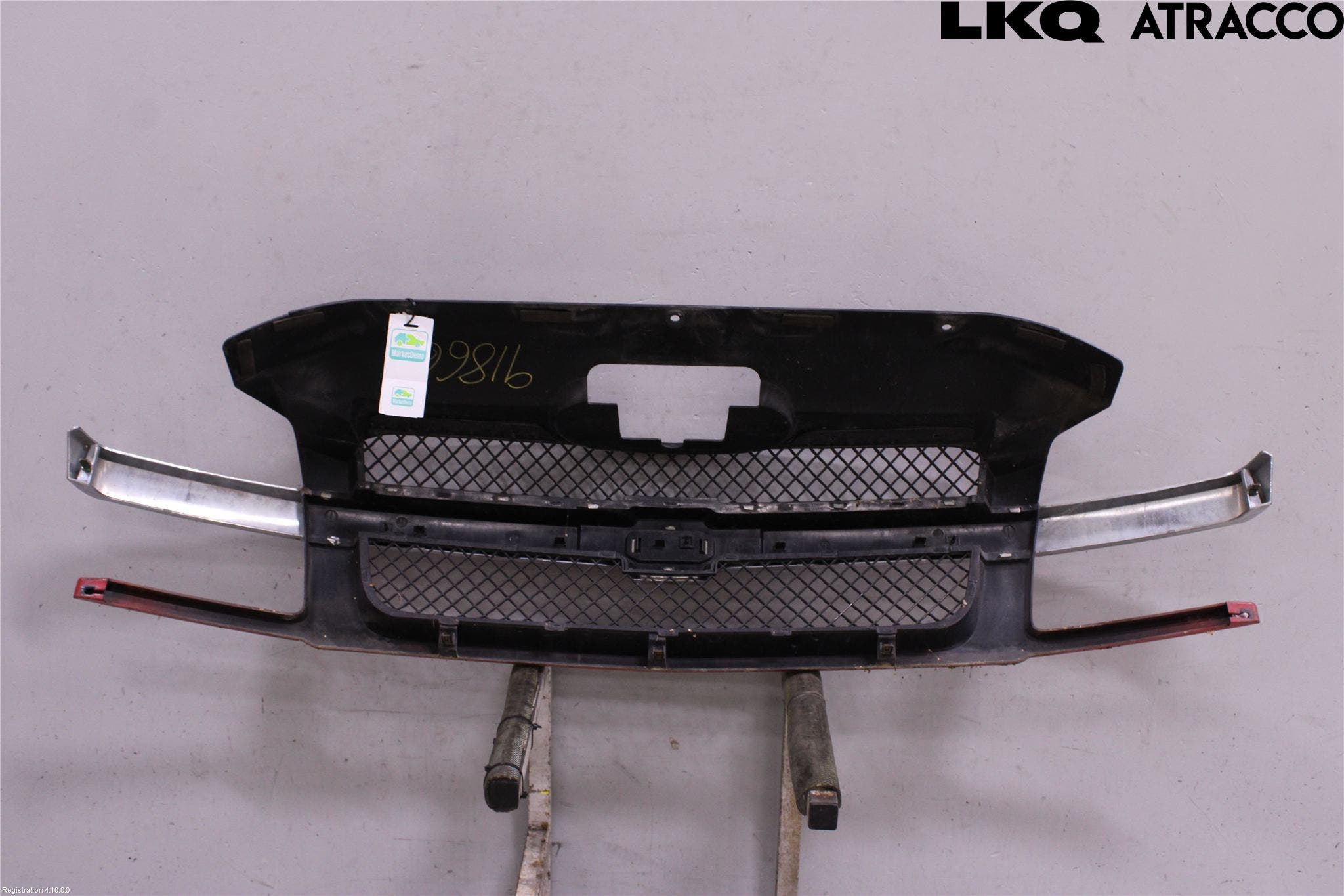 Chevrolet AVALANCHE Grill Komp