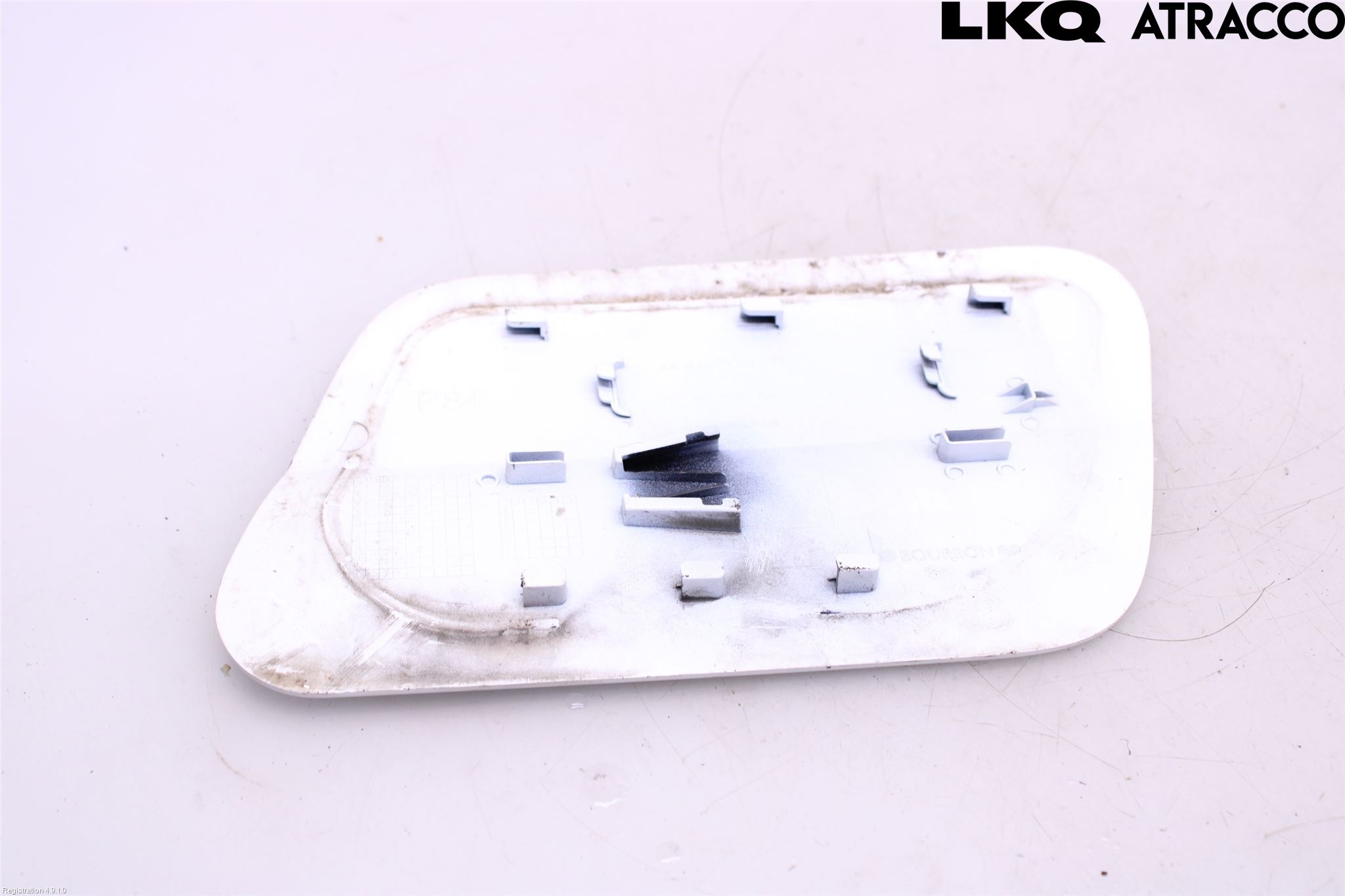 Peugeot 3008 17-24 Tanklucka