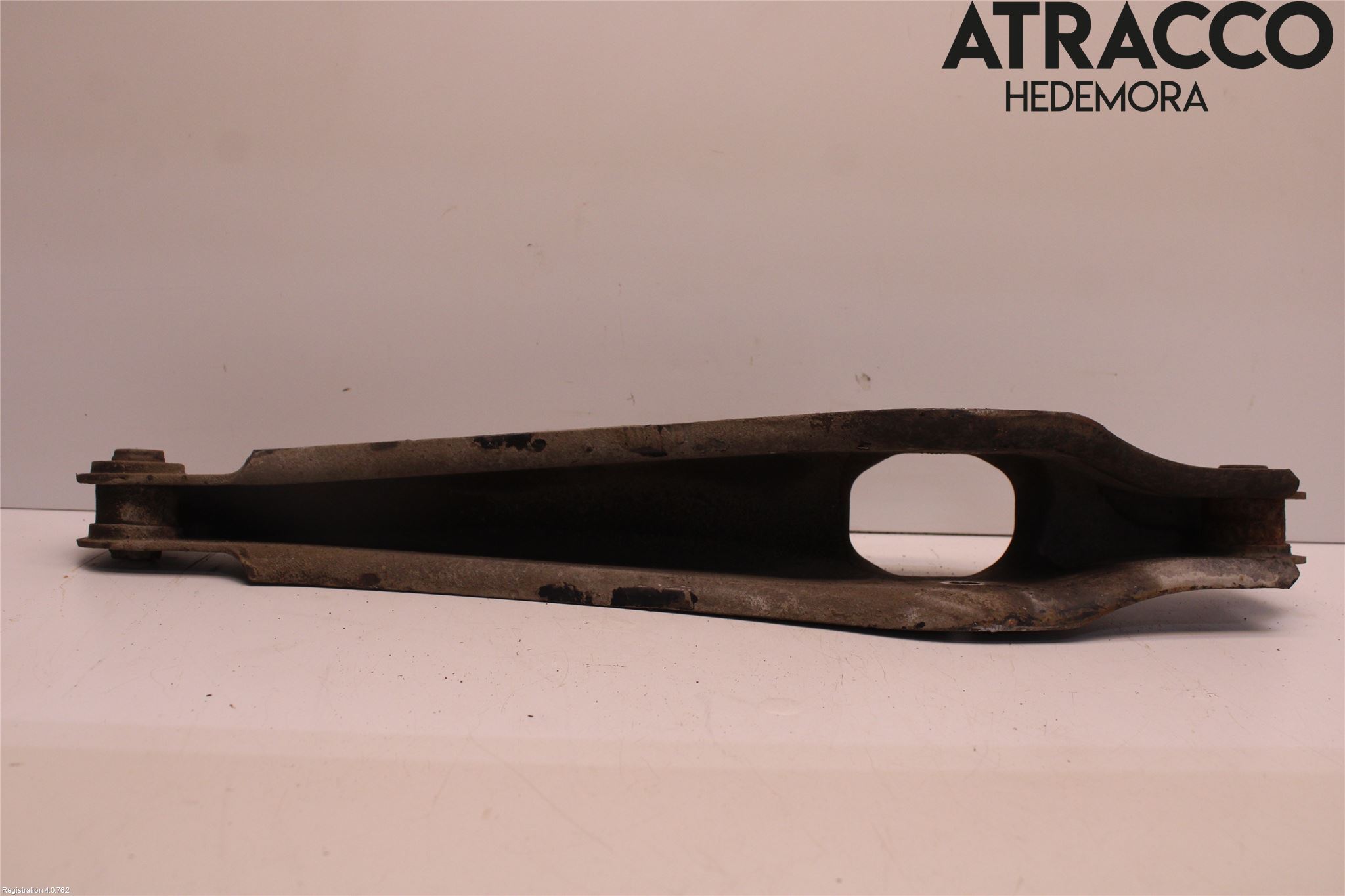 Mitsubishi OUTLANDER 13-21 Bärarm Bak Höger