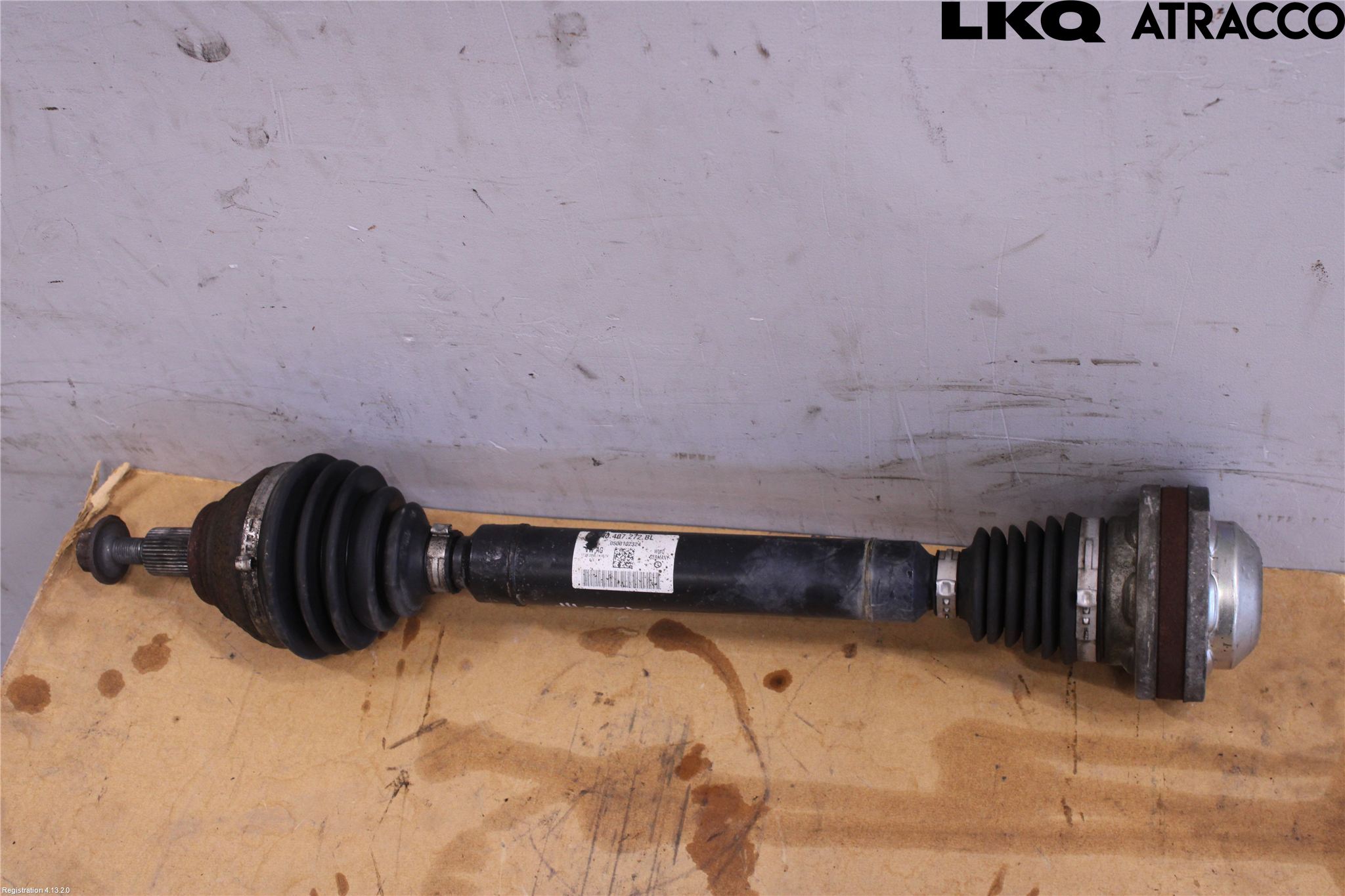 Volkswagen VW CADDY 16-20 Drivaxel Fram Höger