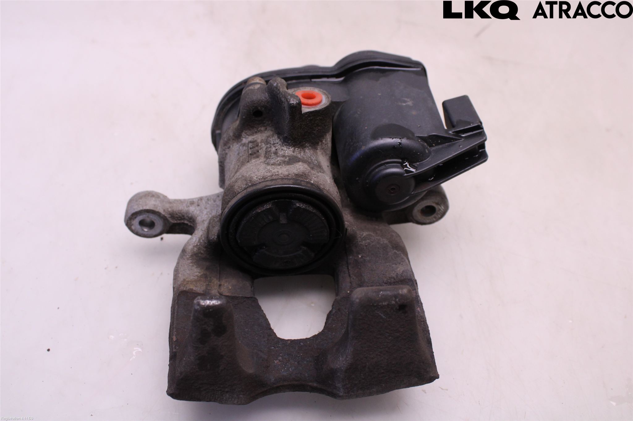 Audi A6 F2/C8 19- Bromsok Bak Höger