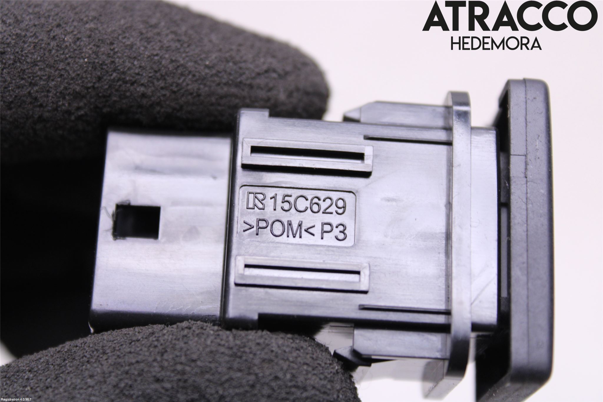 Toyota AURIS 13-19 Strömställare Övrigt