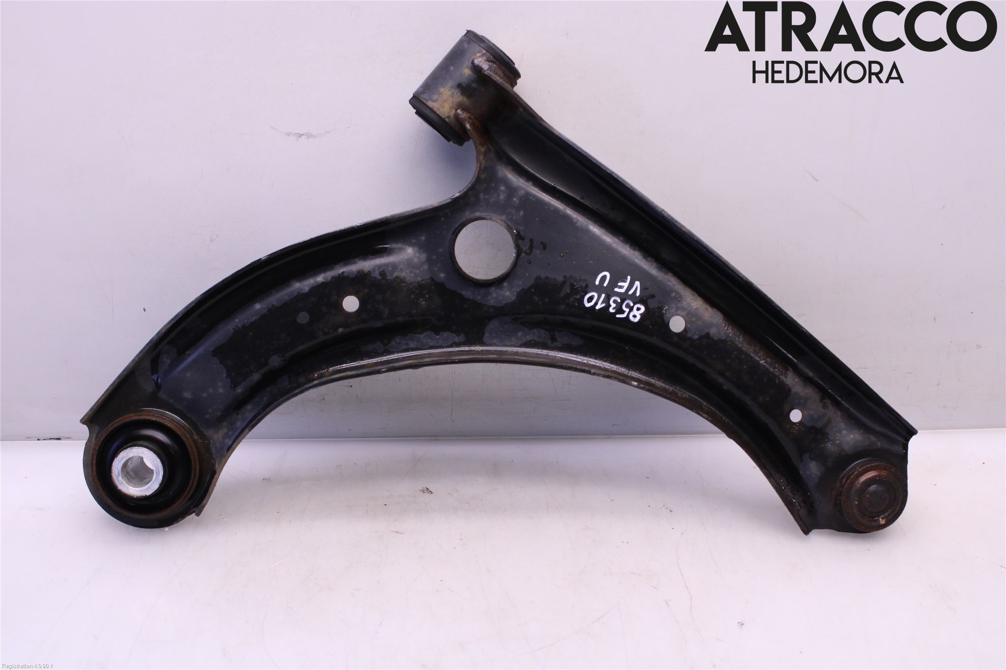 Suzuki SWIFT 17-24 Bärarm Fram Undre Vä