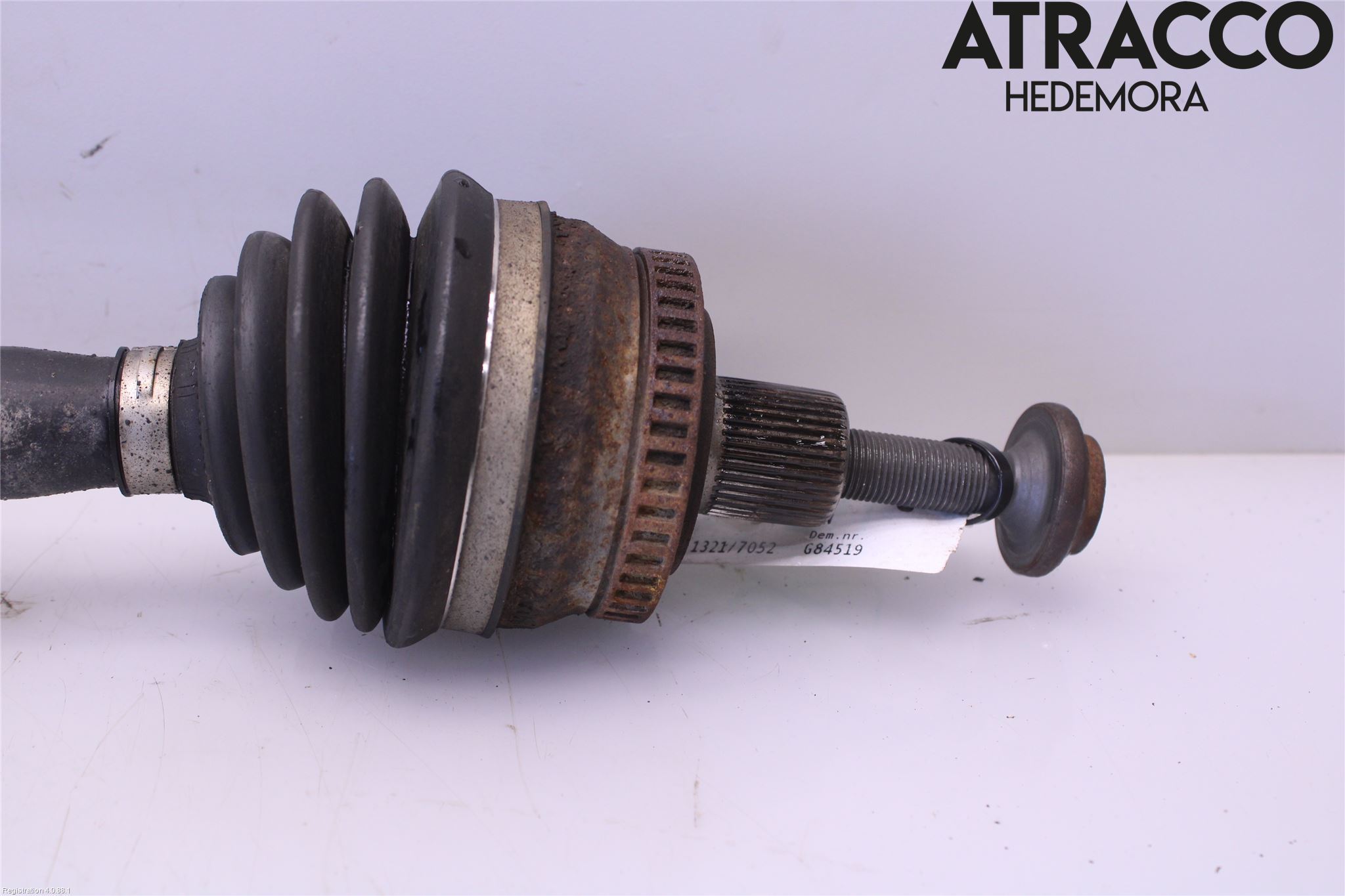 Audi A4/S4 05-07 Drivaxel Fram Höger