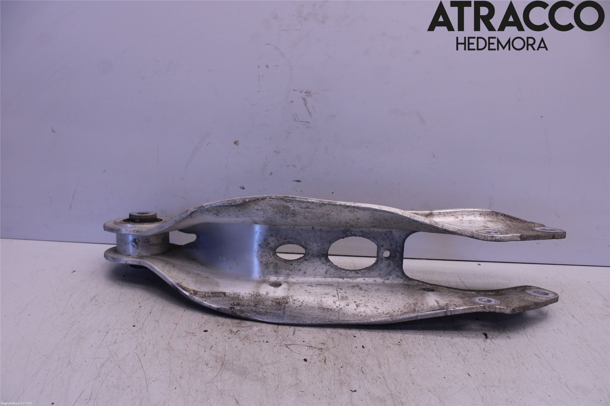 Audi Q7/SQ7 Bärarm Bak Vänster