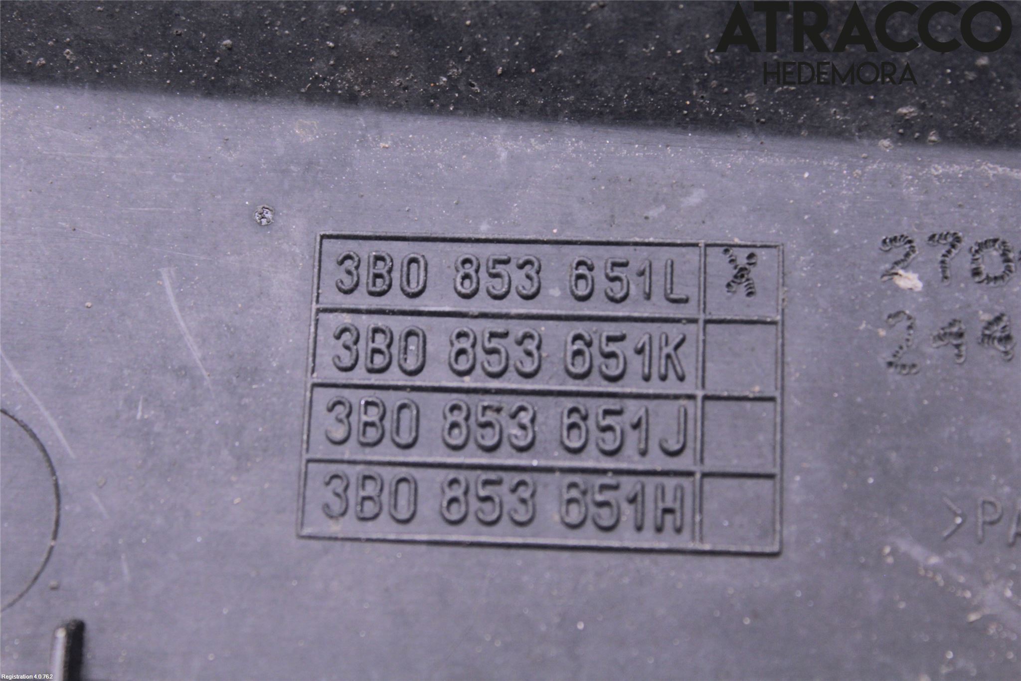 Volkswagen VW PASSAT 01-05 Grill Komp