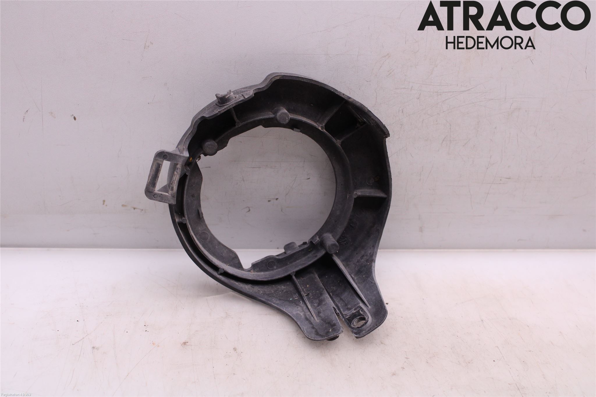 Nissan NAVARA 05-16 Dimljussarg Fram