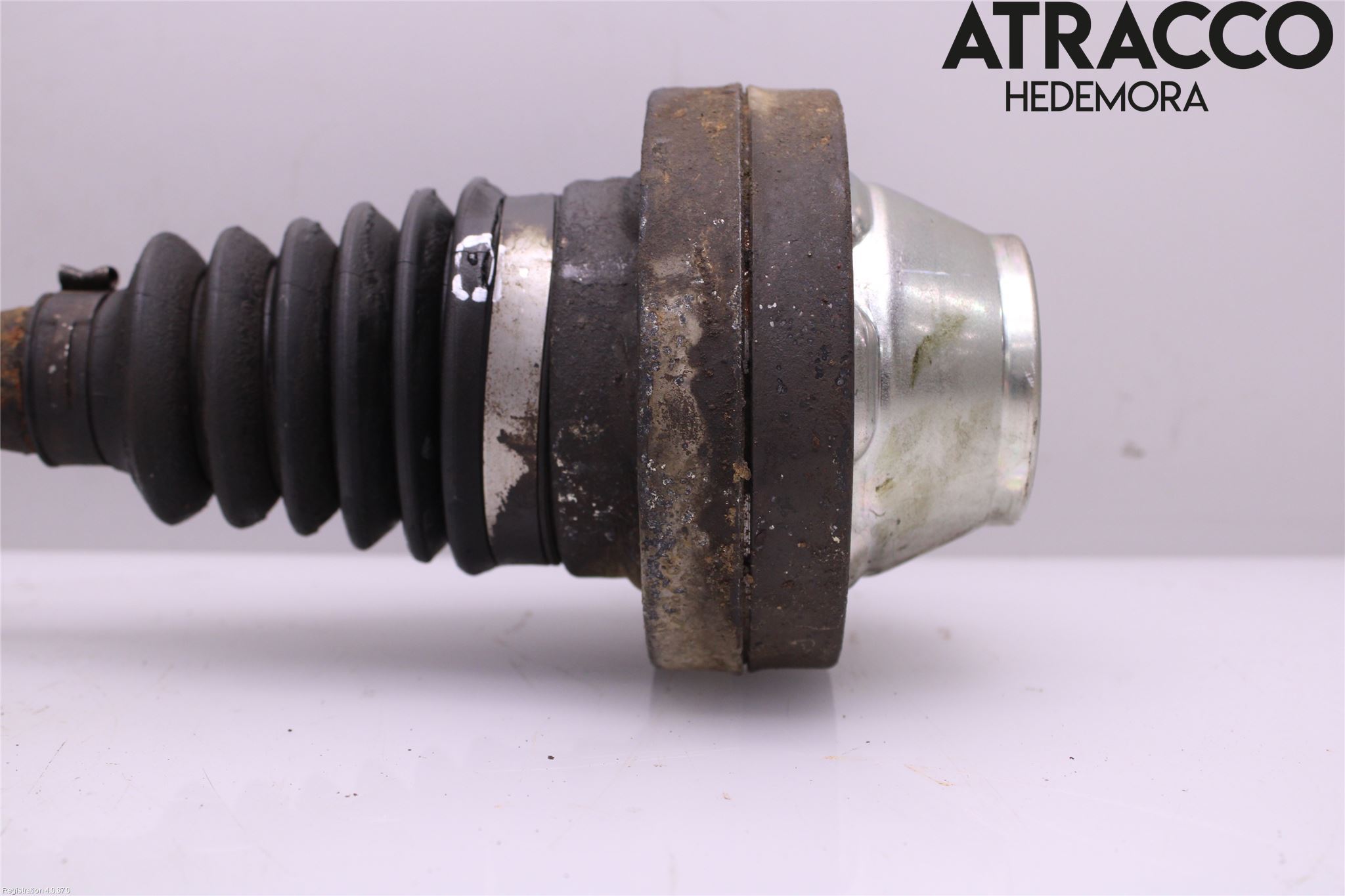 Volkswagen VW AMAROK 2H 10-22 Drivaxel Fram Vänster