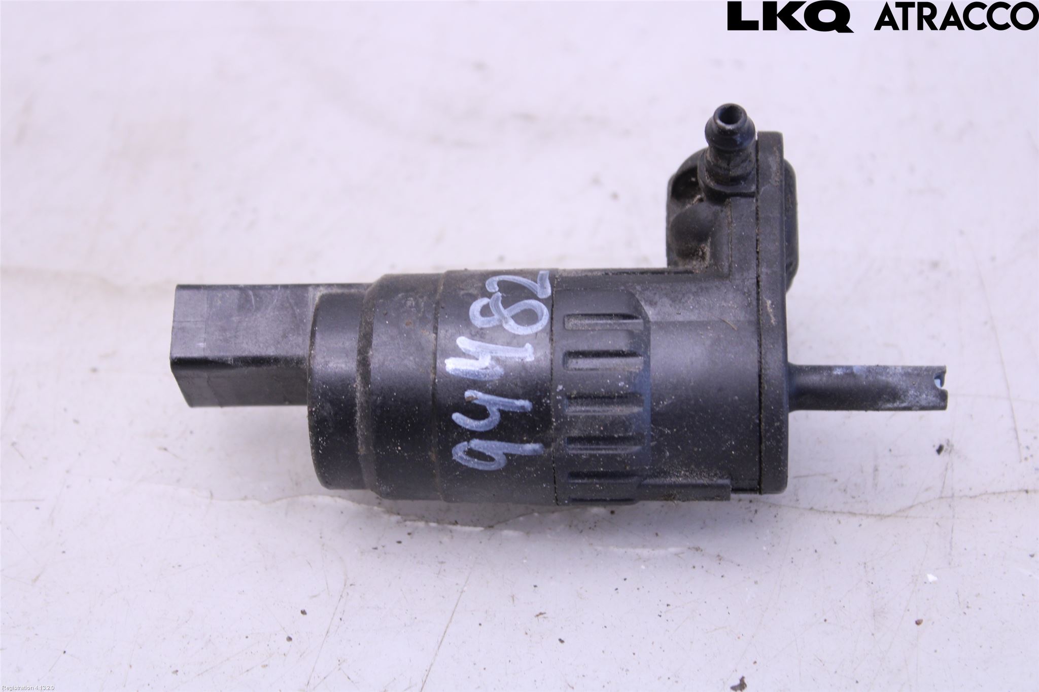 Volkswagen VW GOLF / E-GOLF VII 13-20 Spolarpump Vindruta
