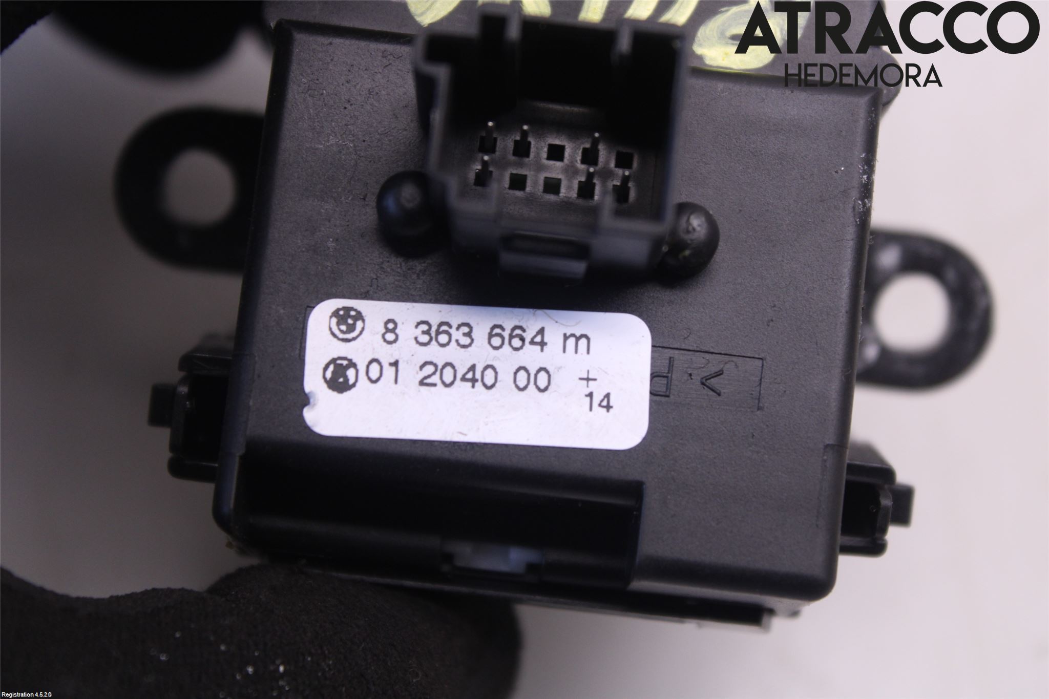 BMW 3 E46      98-05 Spak Torkar-Spolomk