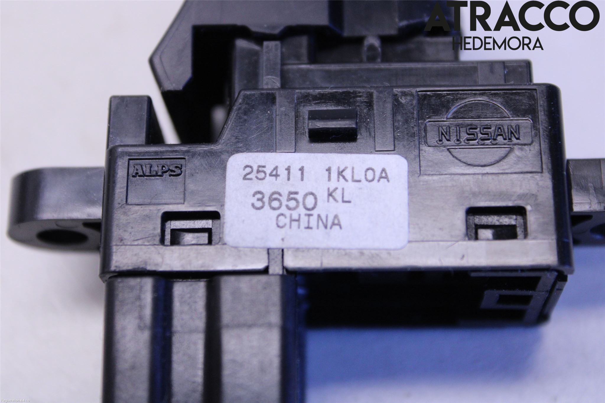 Nissan JUKE 10-14 Strömställare Elhiss