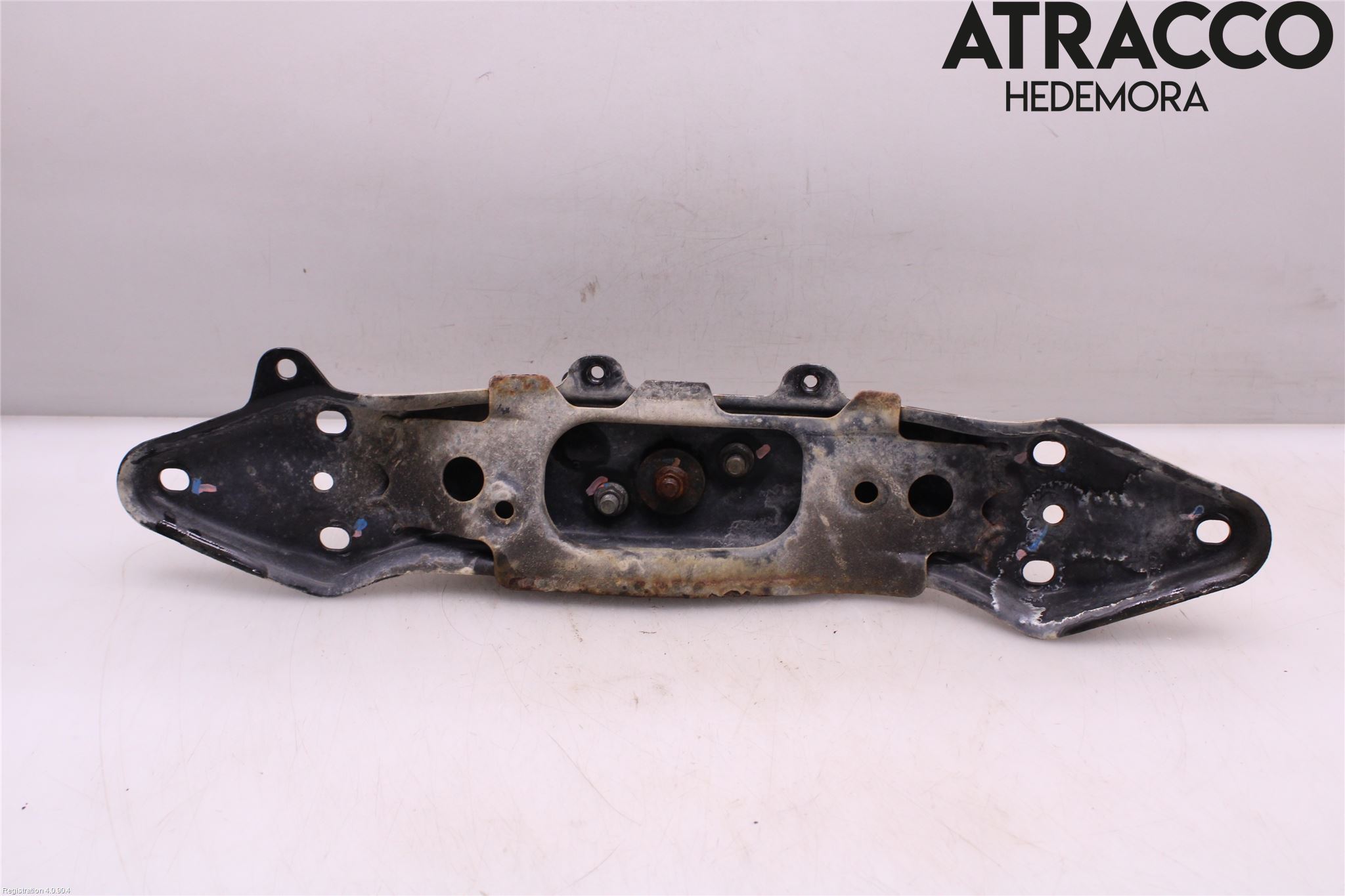 Subaru OUTBACK 15-20 Växellådsbalk