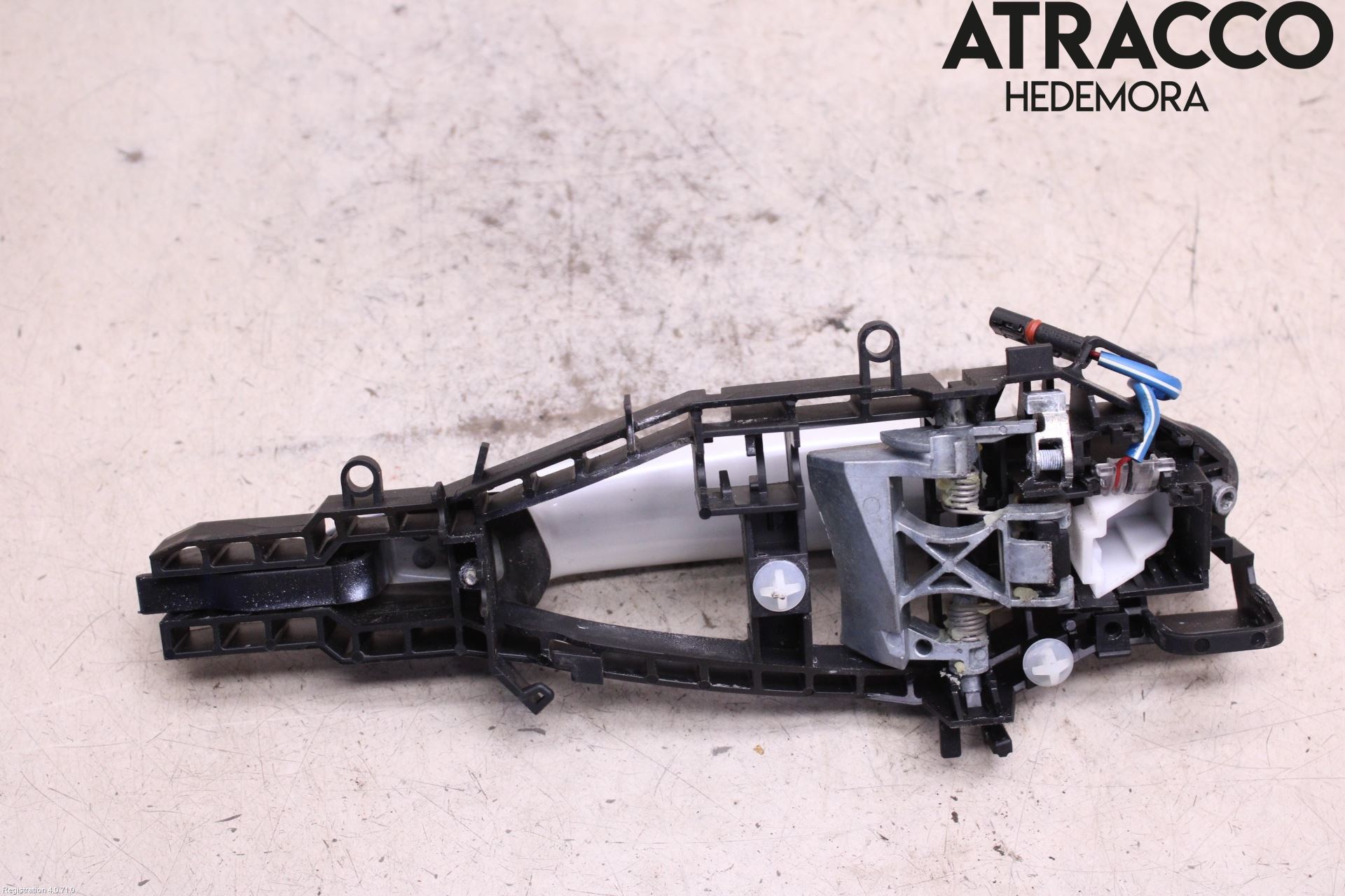 BMW 1 F20/F21 11-19 Dörrhandtag Yttre Vä